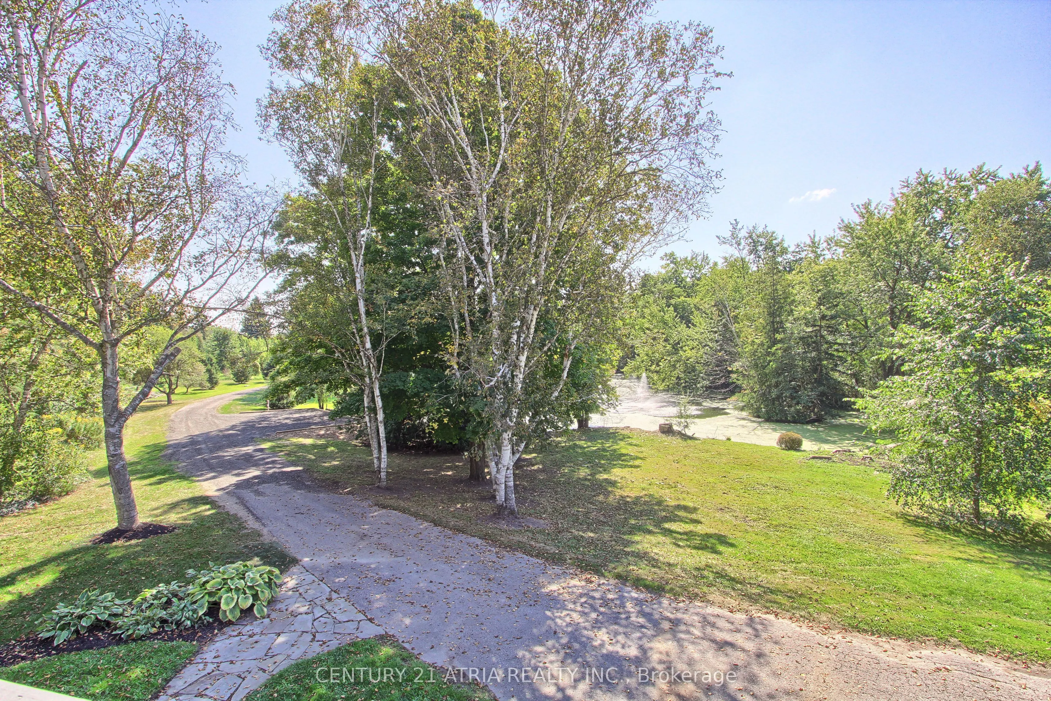 7580 16th Side Road