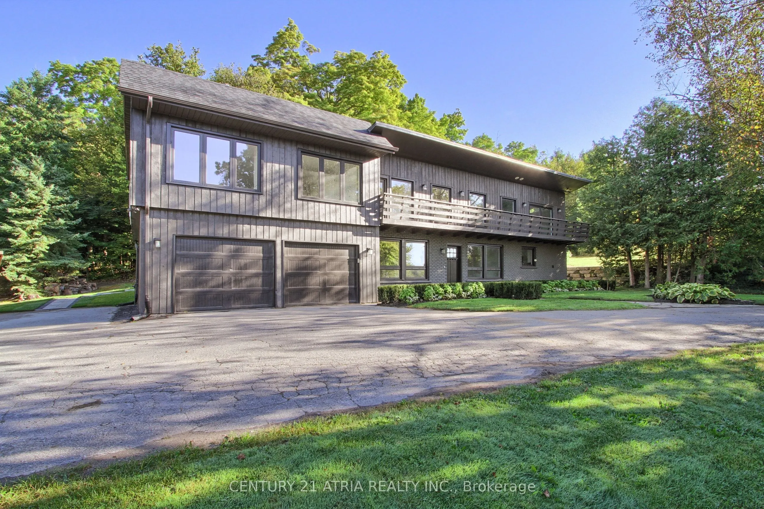 7580 16th Side Road