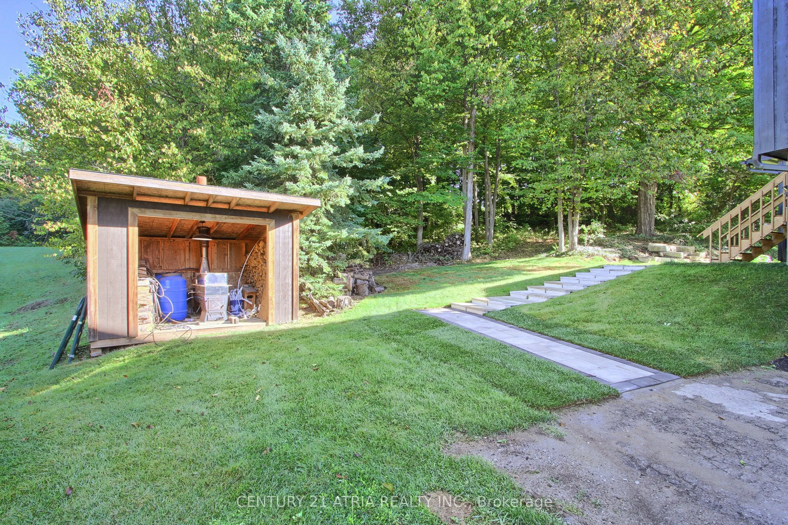 7580 16th Side Road