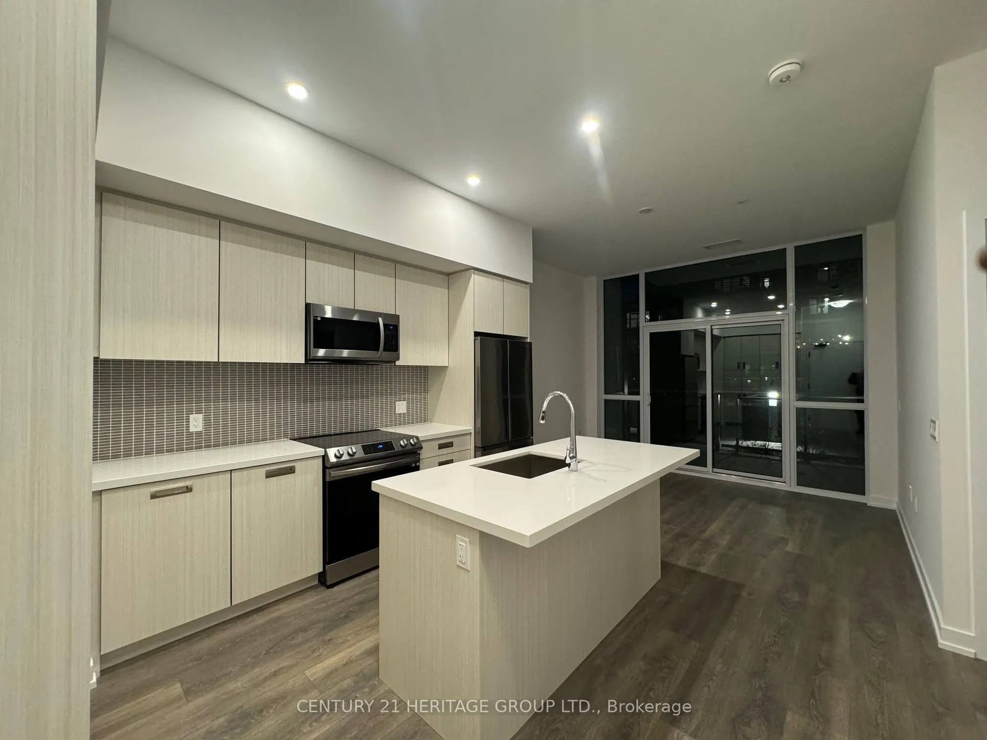 415 Sea Ray Avenue, #124