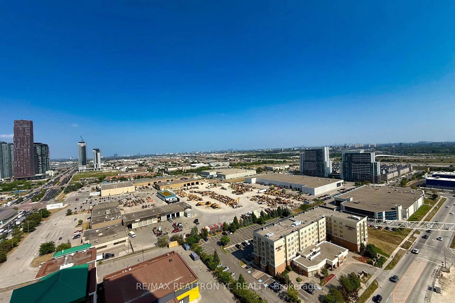 28 Interchange Way, #2705