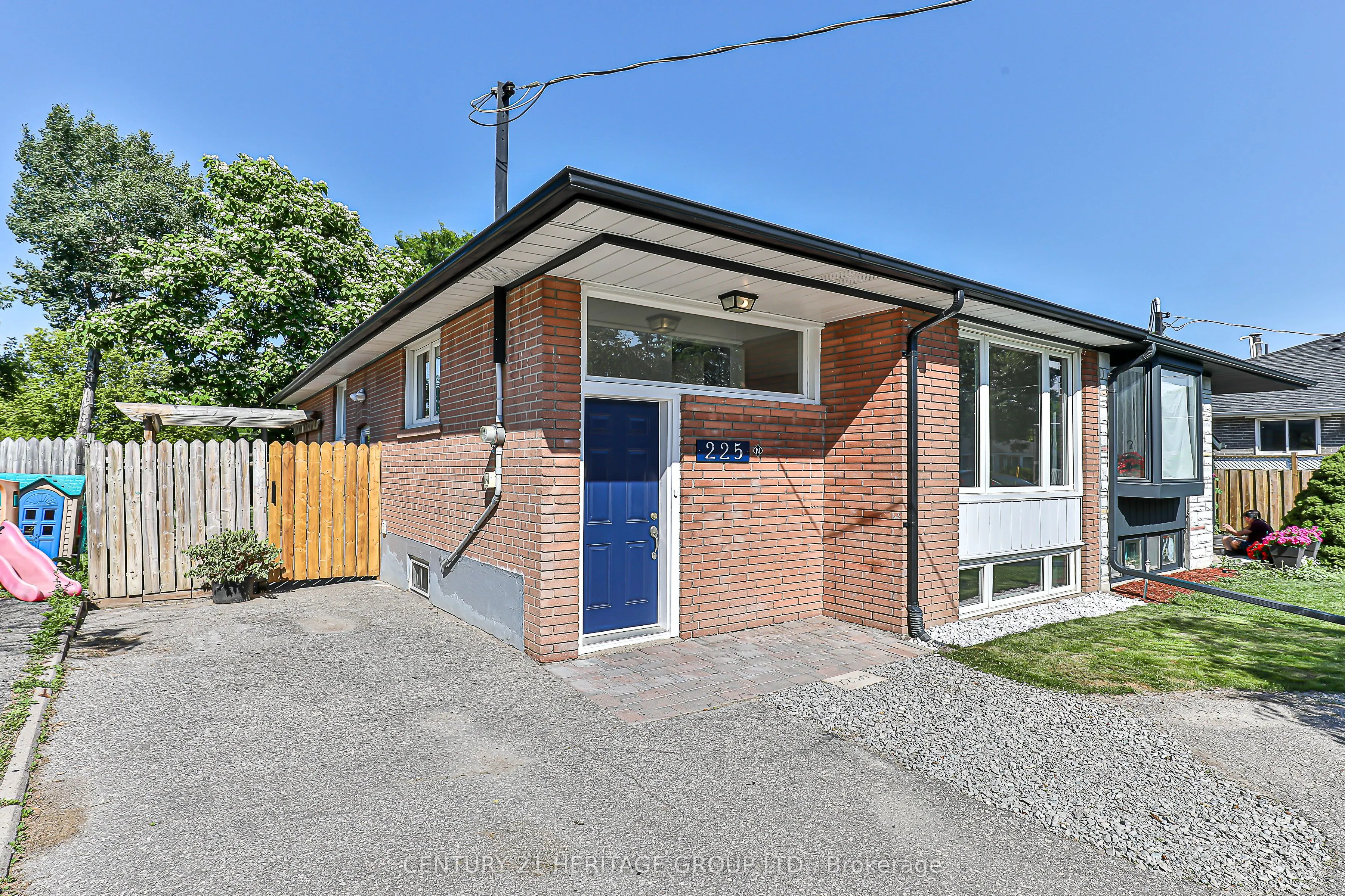 225 Septonne Avenue, #B