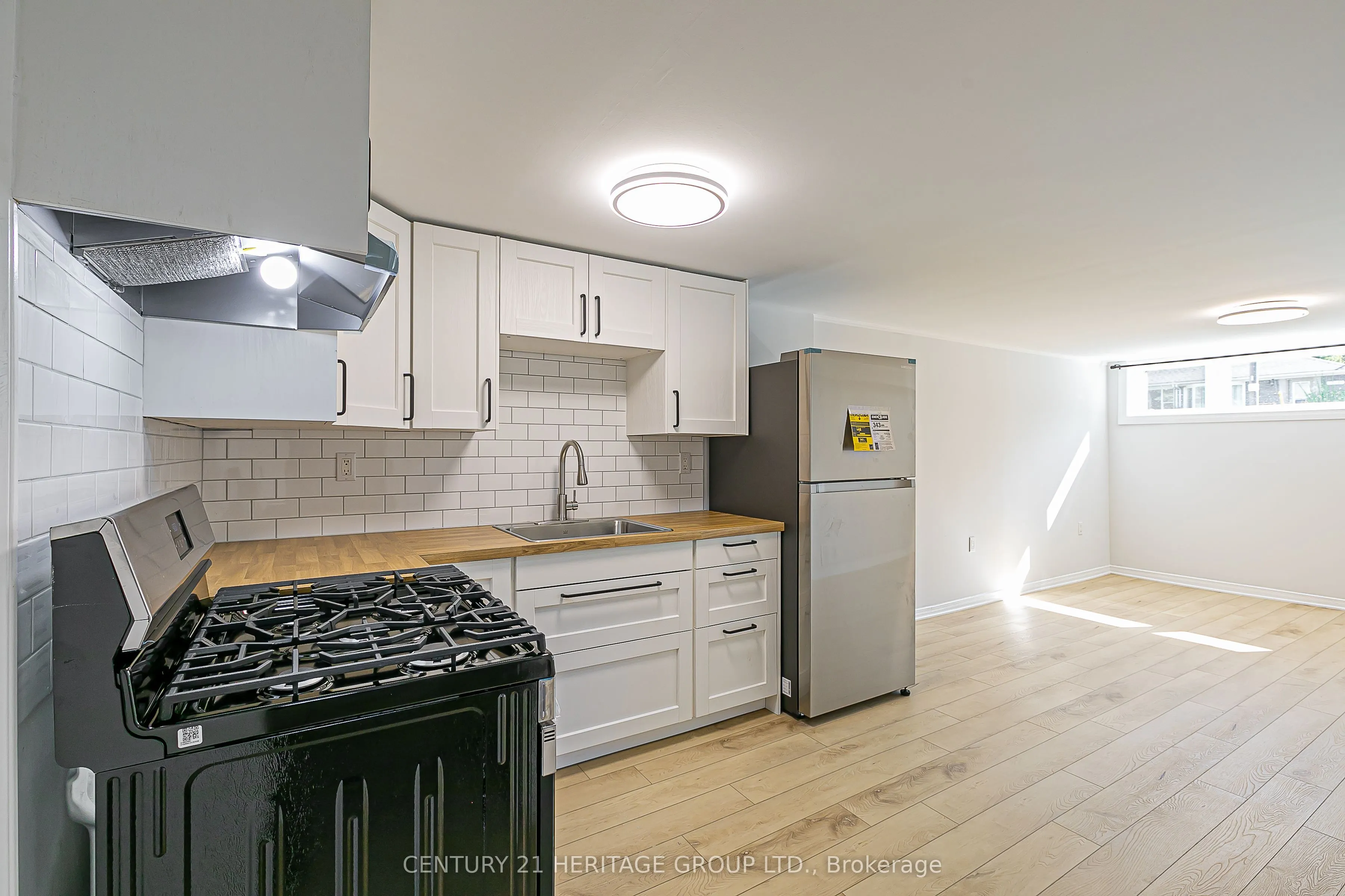 225 Septonne Avenue, #B