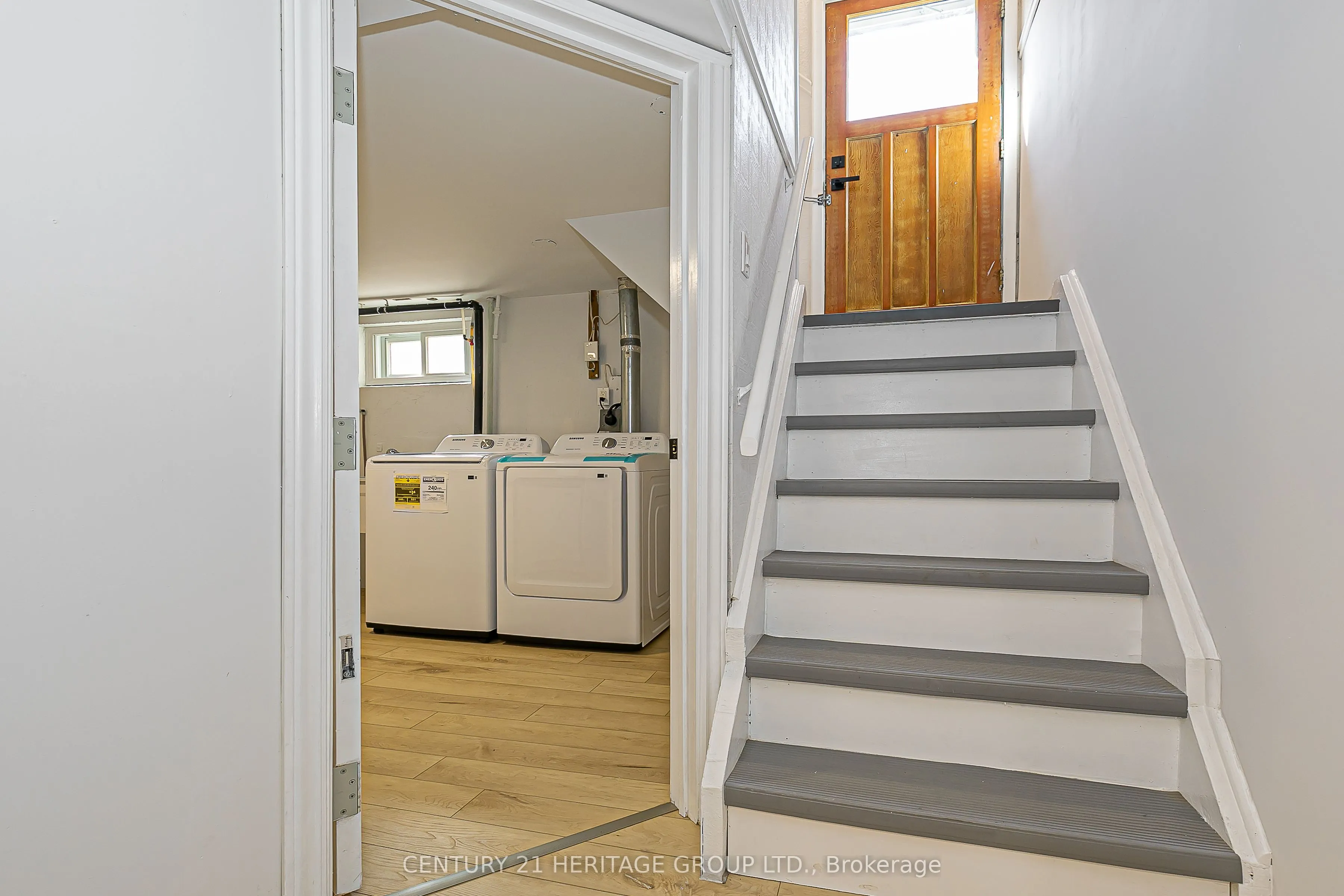 225 Septonne Avenue, #B