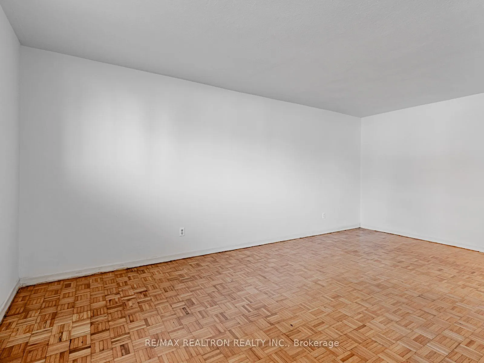165 Colborne Avenue, #202