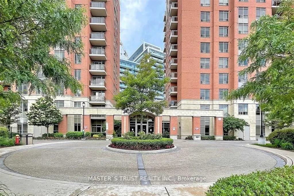 75 King William Crescent, #411