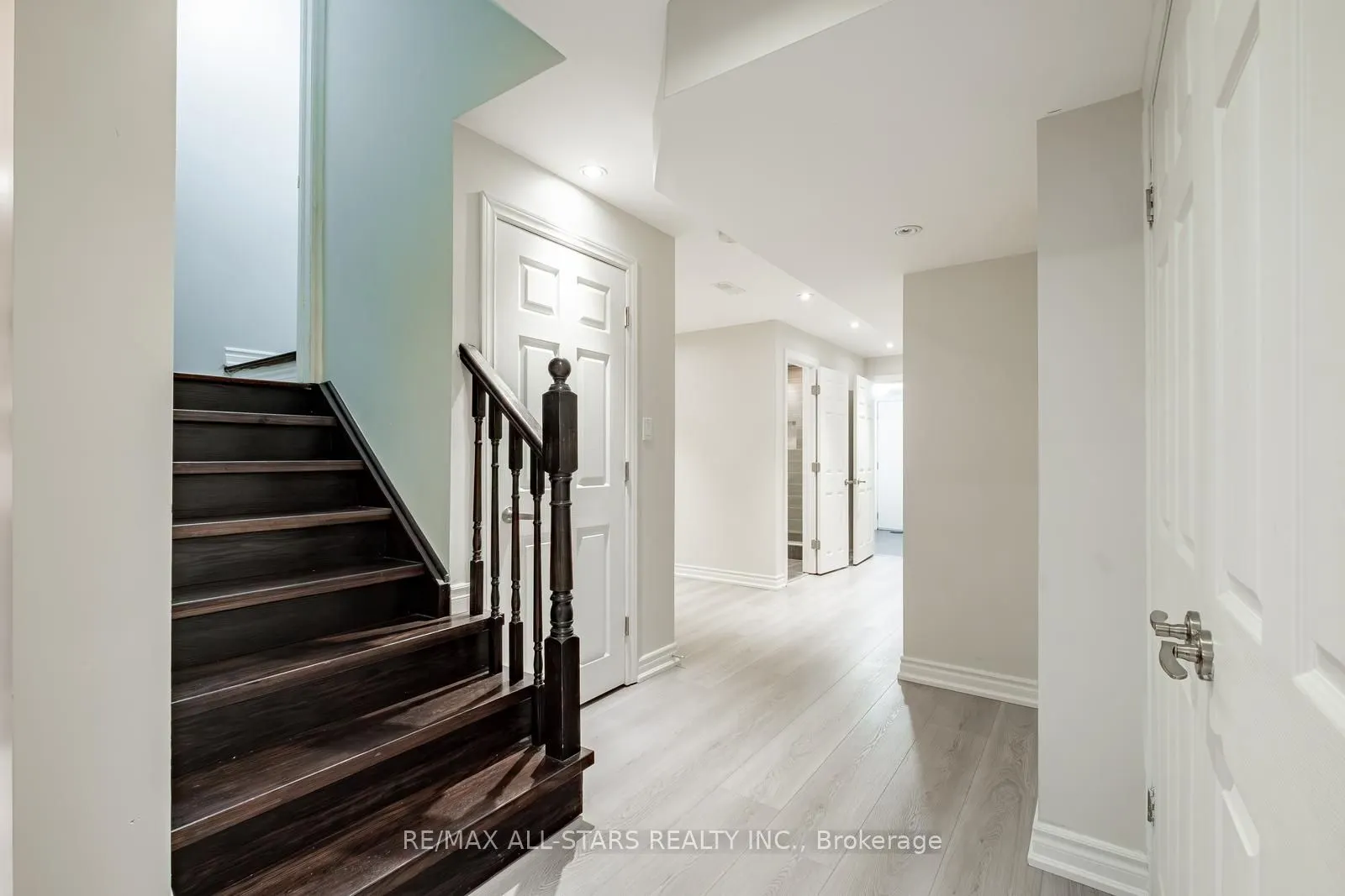 225 Delbert Circle