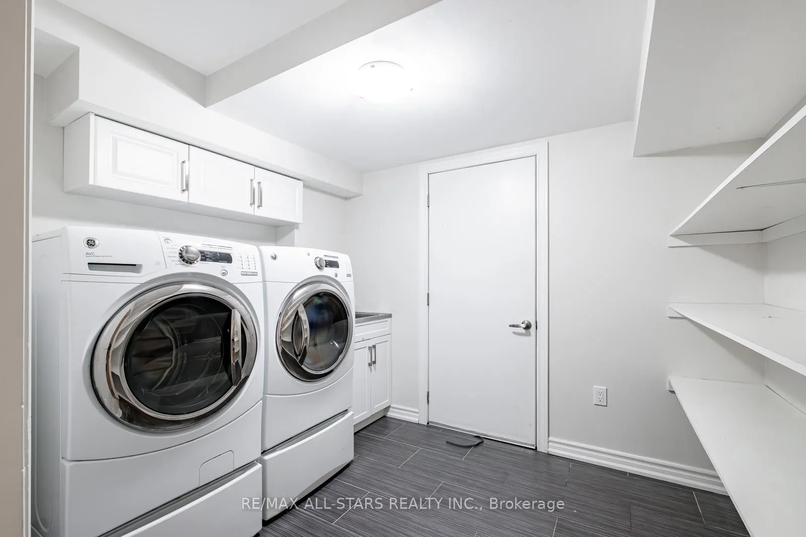 225 Delbert Circle