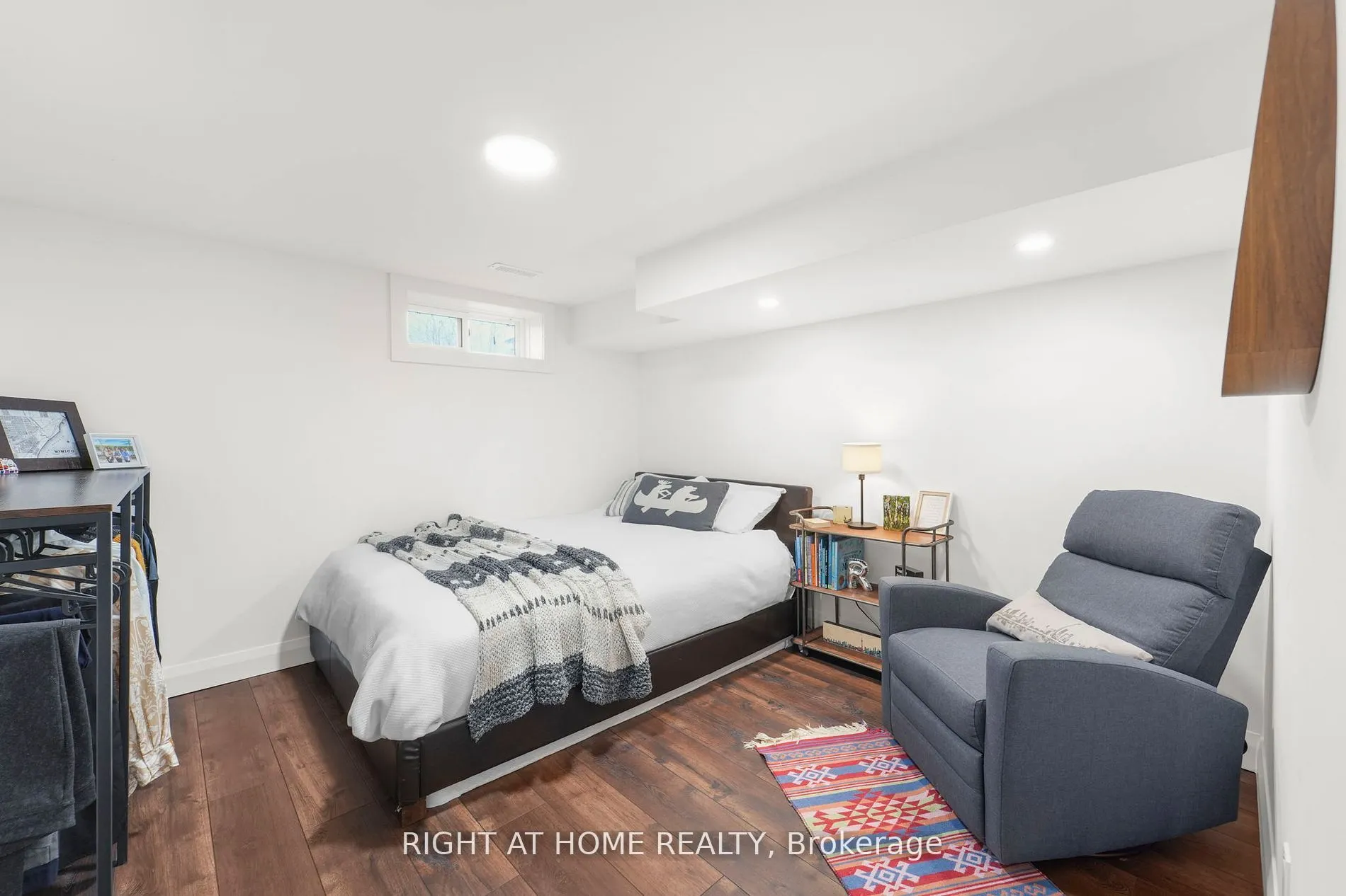 17083 Warden Avenue