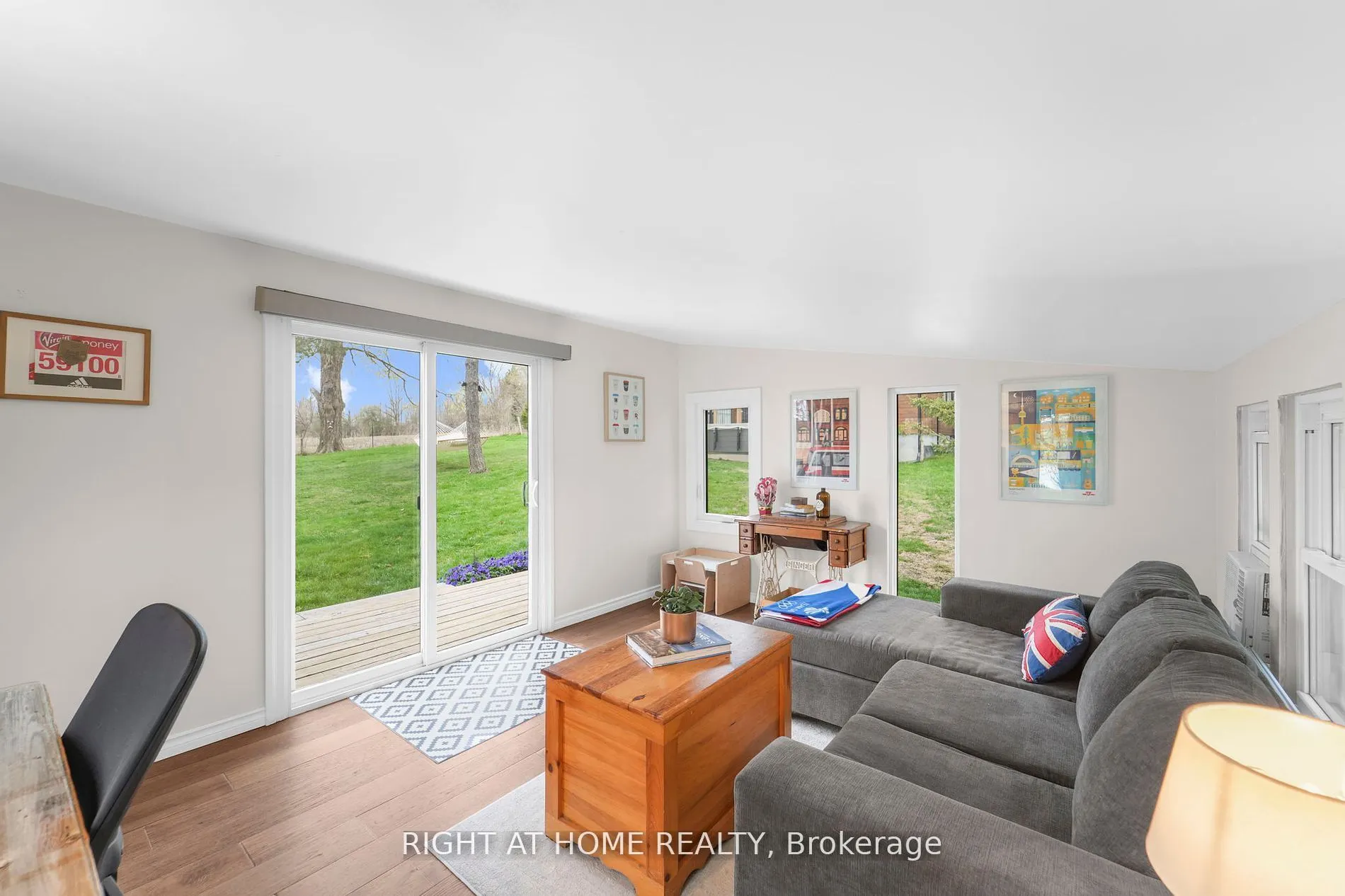 17083 Warden Avenue
