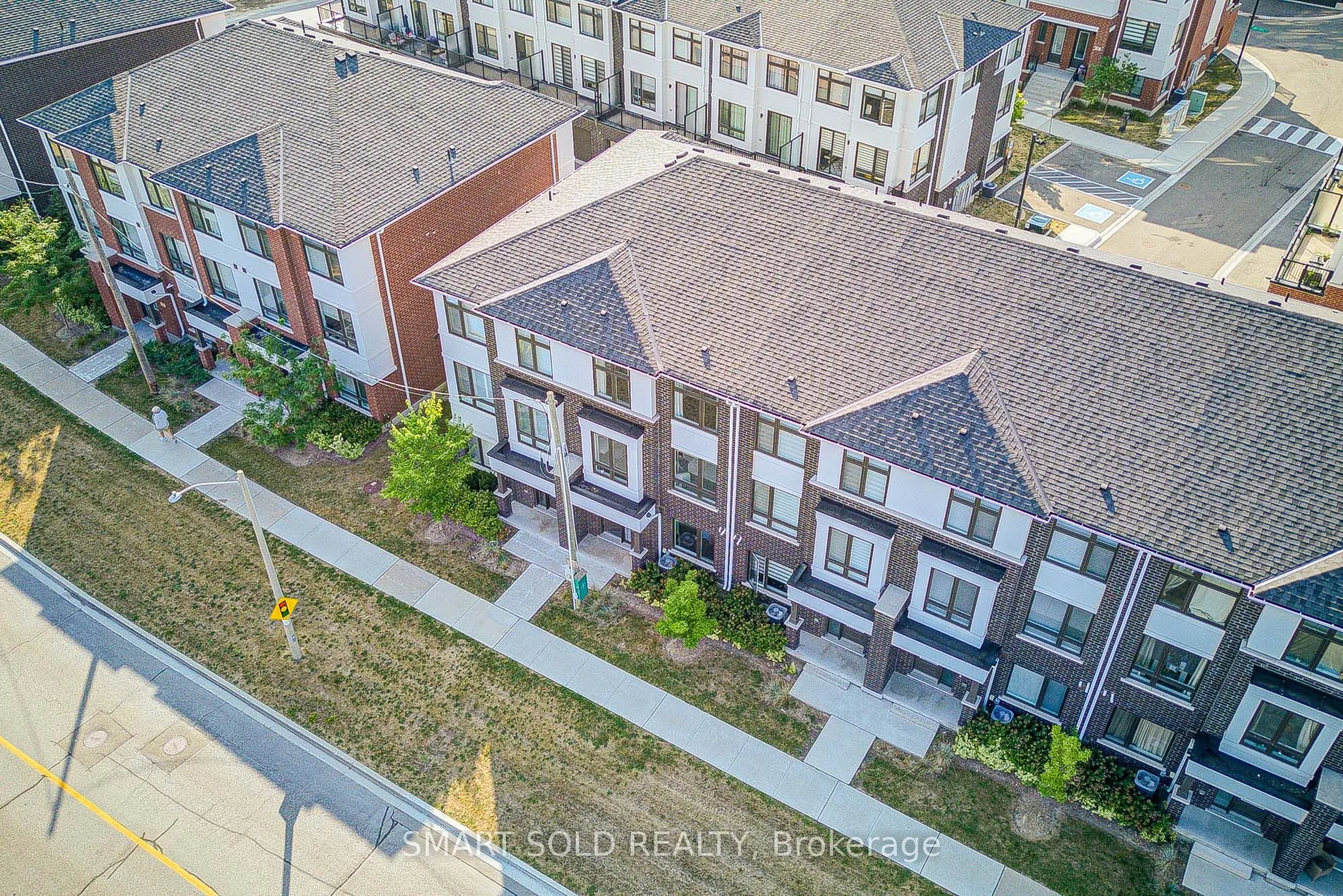 12 James Noble Lane, #92