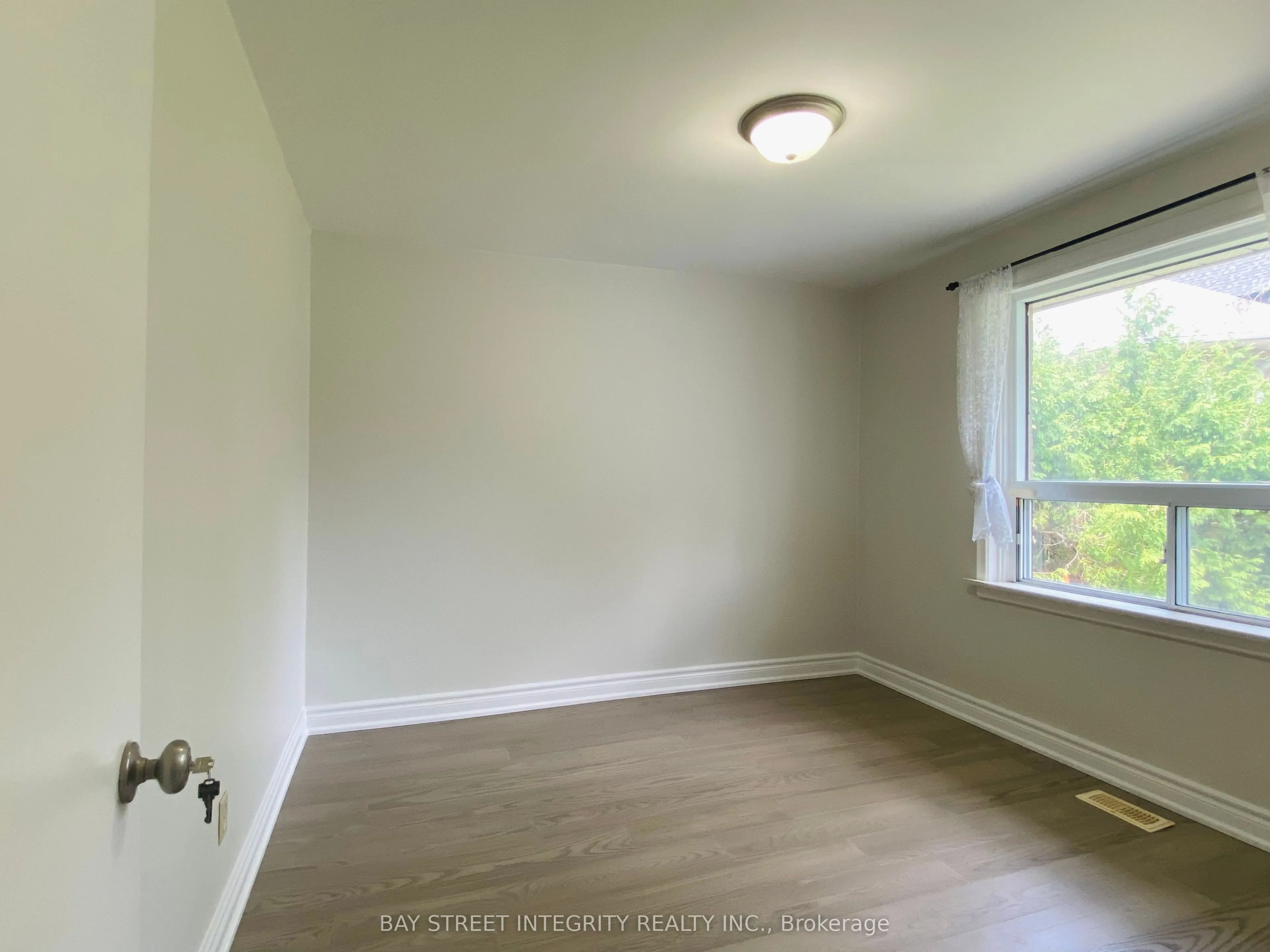 207 Maple Avenue