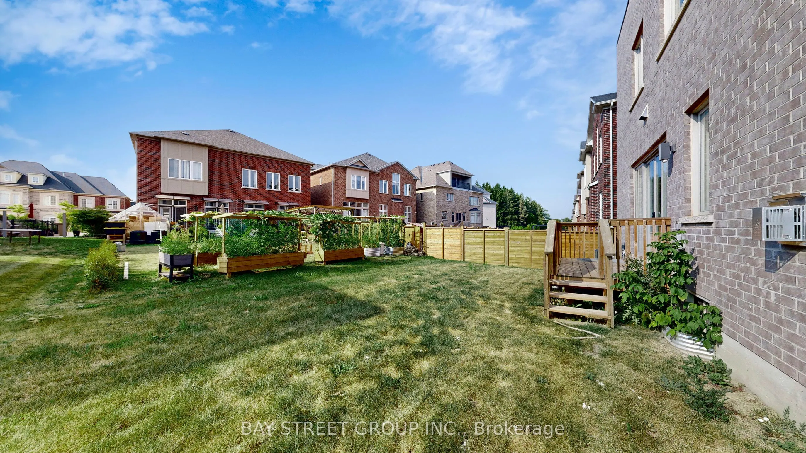 165 Hillsview Drive