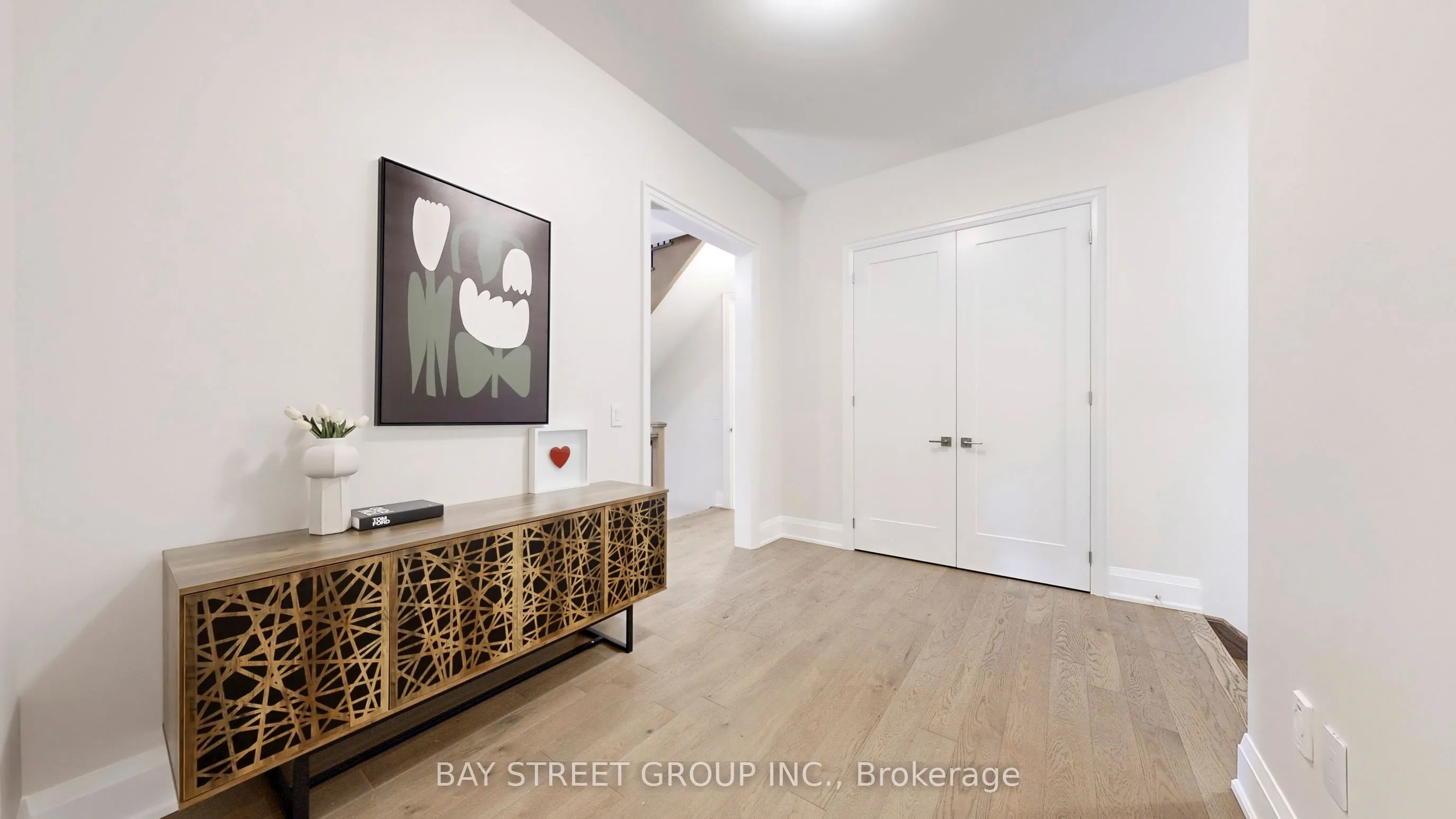 165 Hillsview Drive