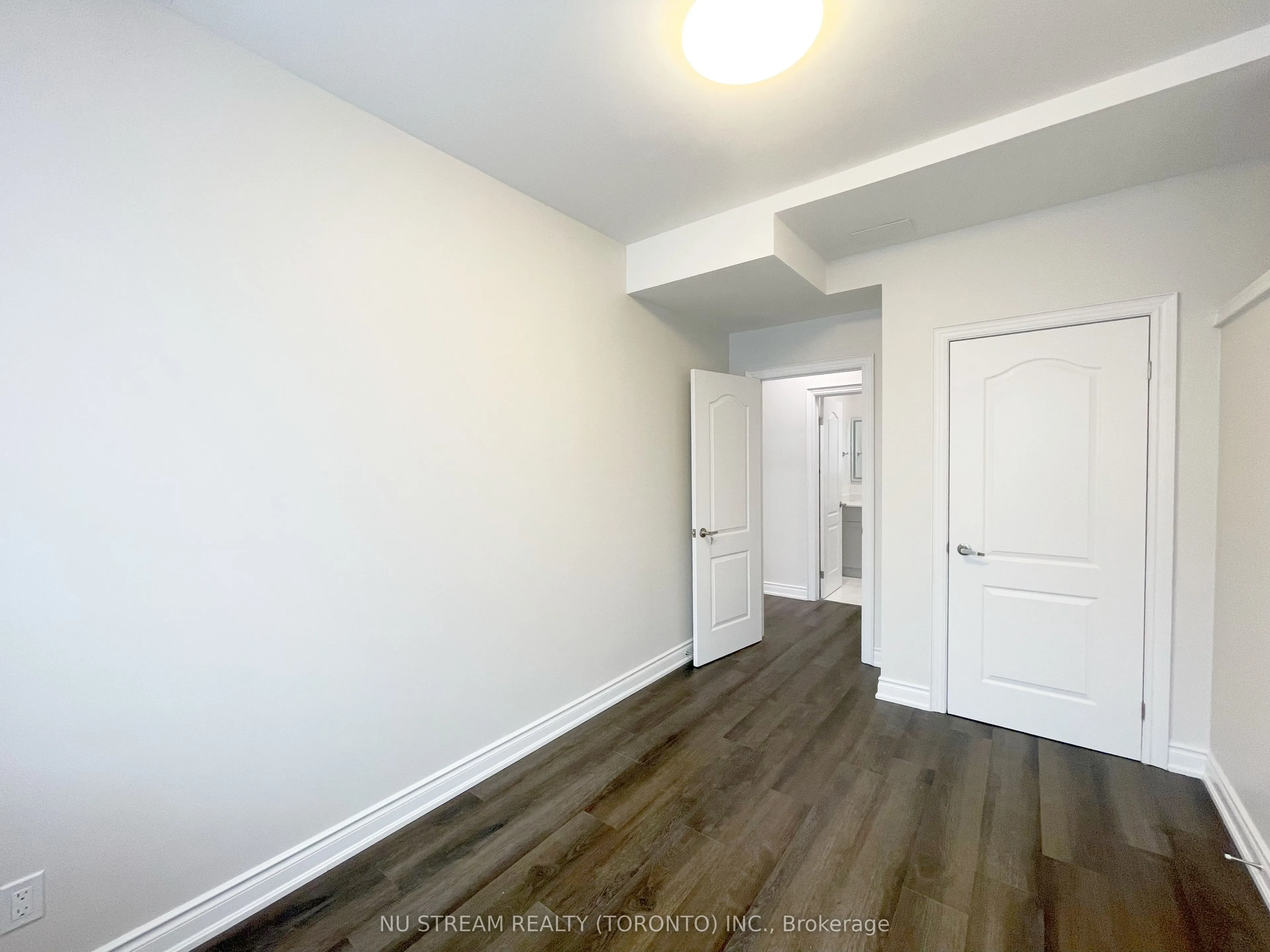 10 Drizzel Crescent, #Lower