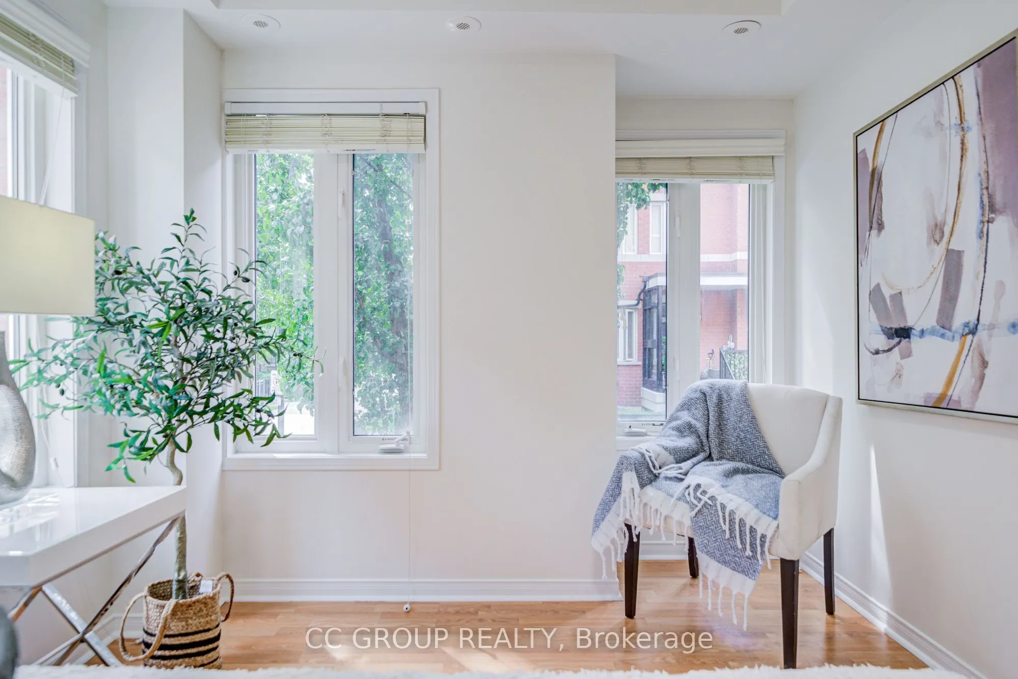 312 John Street, #359