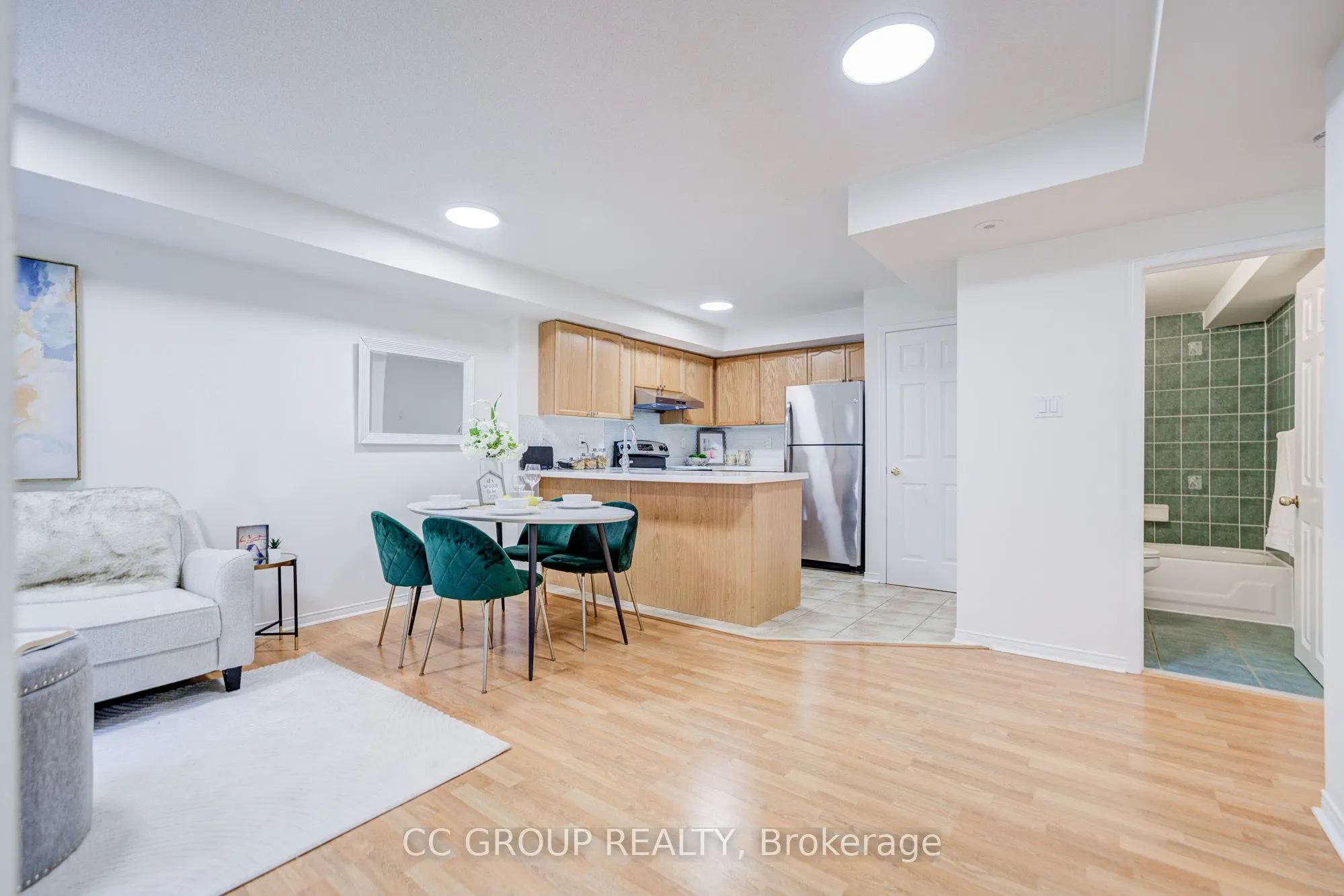 312 John Street, #359
