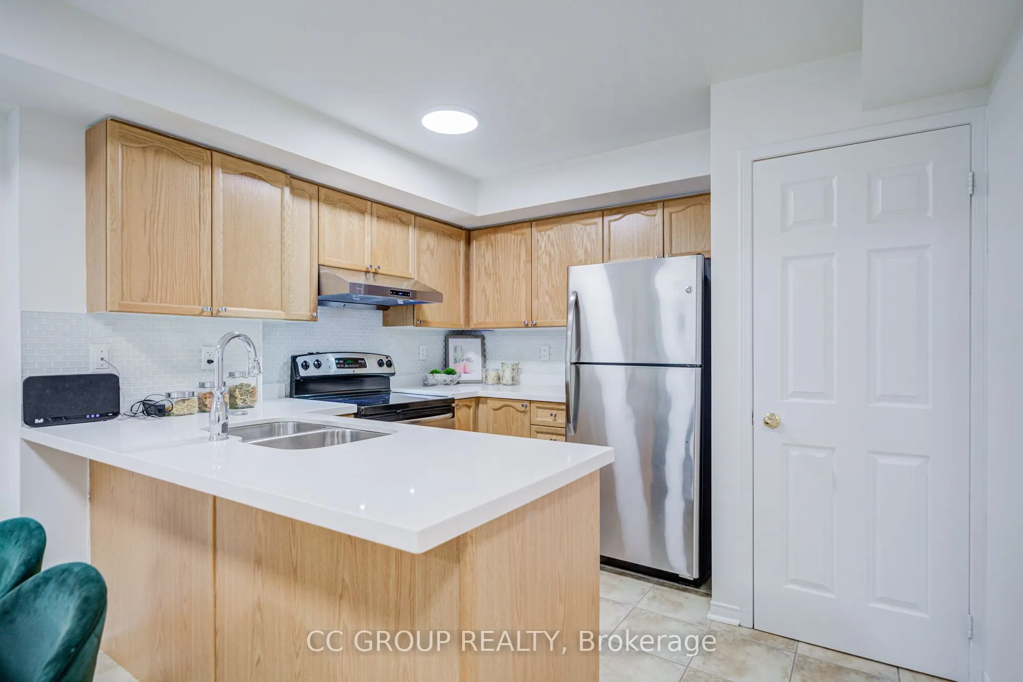312 John Street, #359