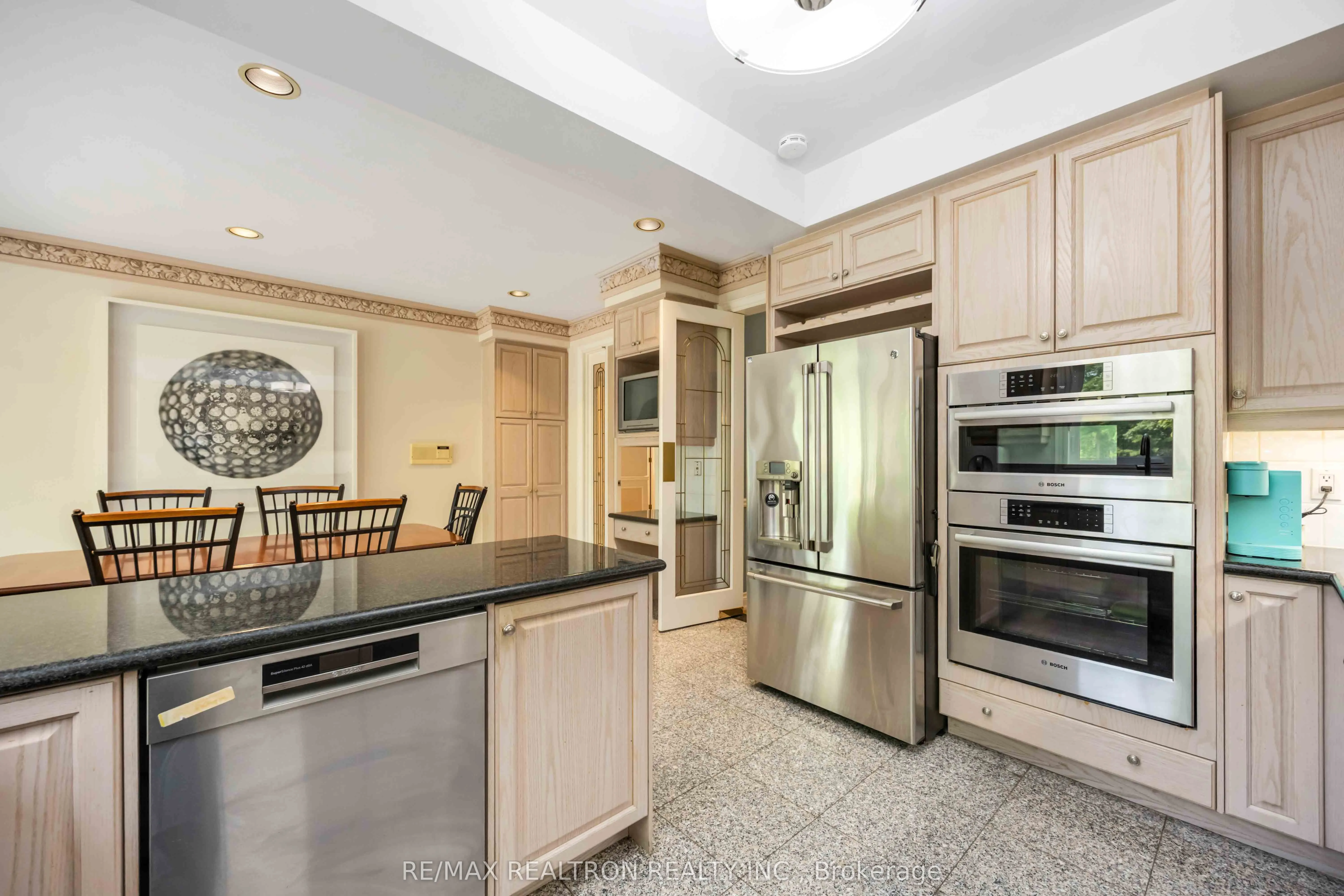 77 Sprucewood Drive