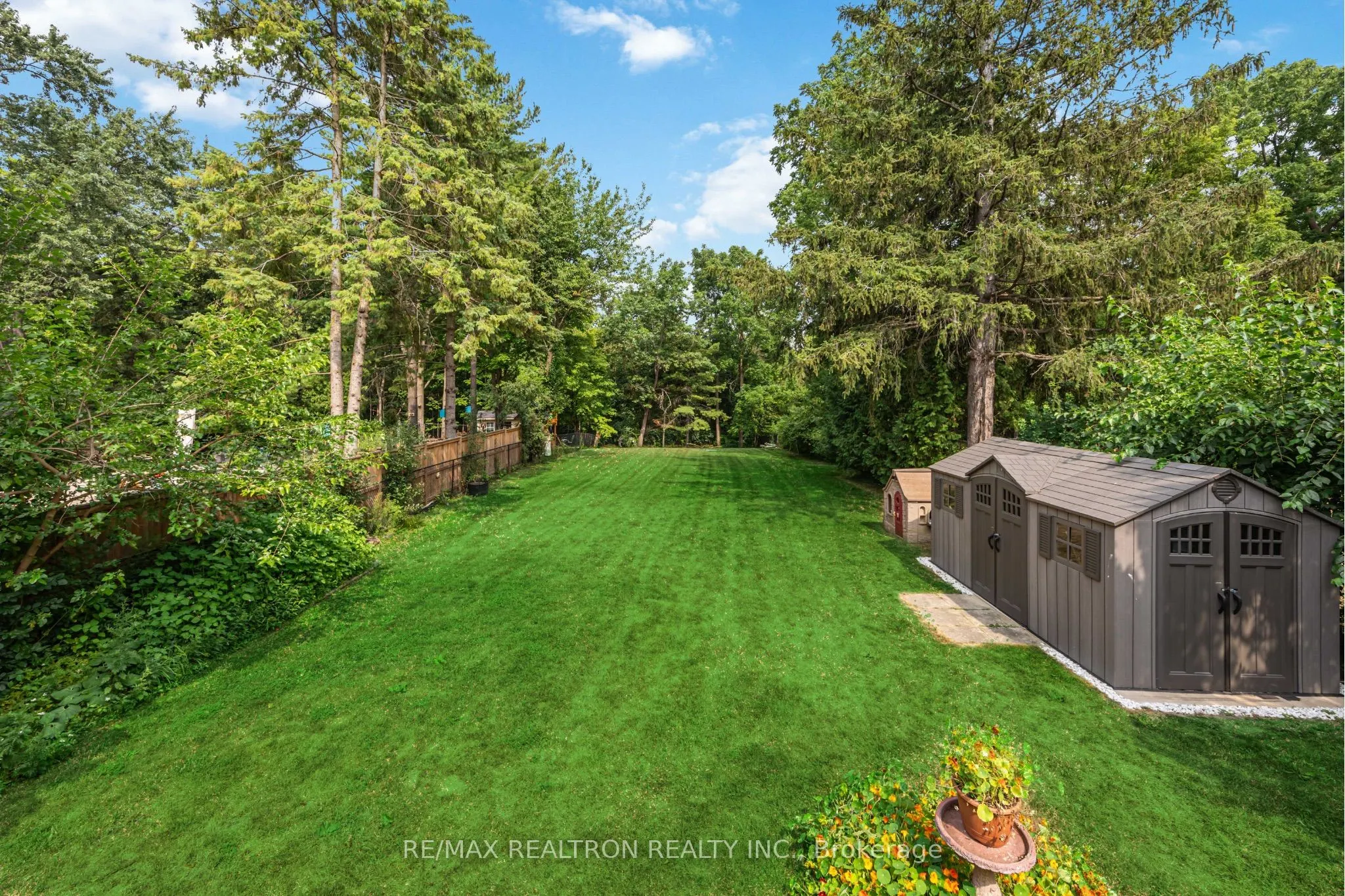 77 Sprucewood Drive