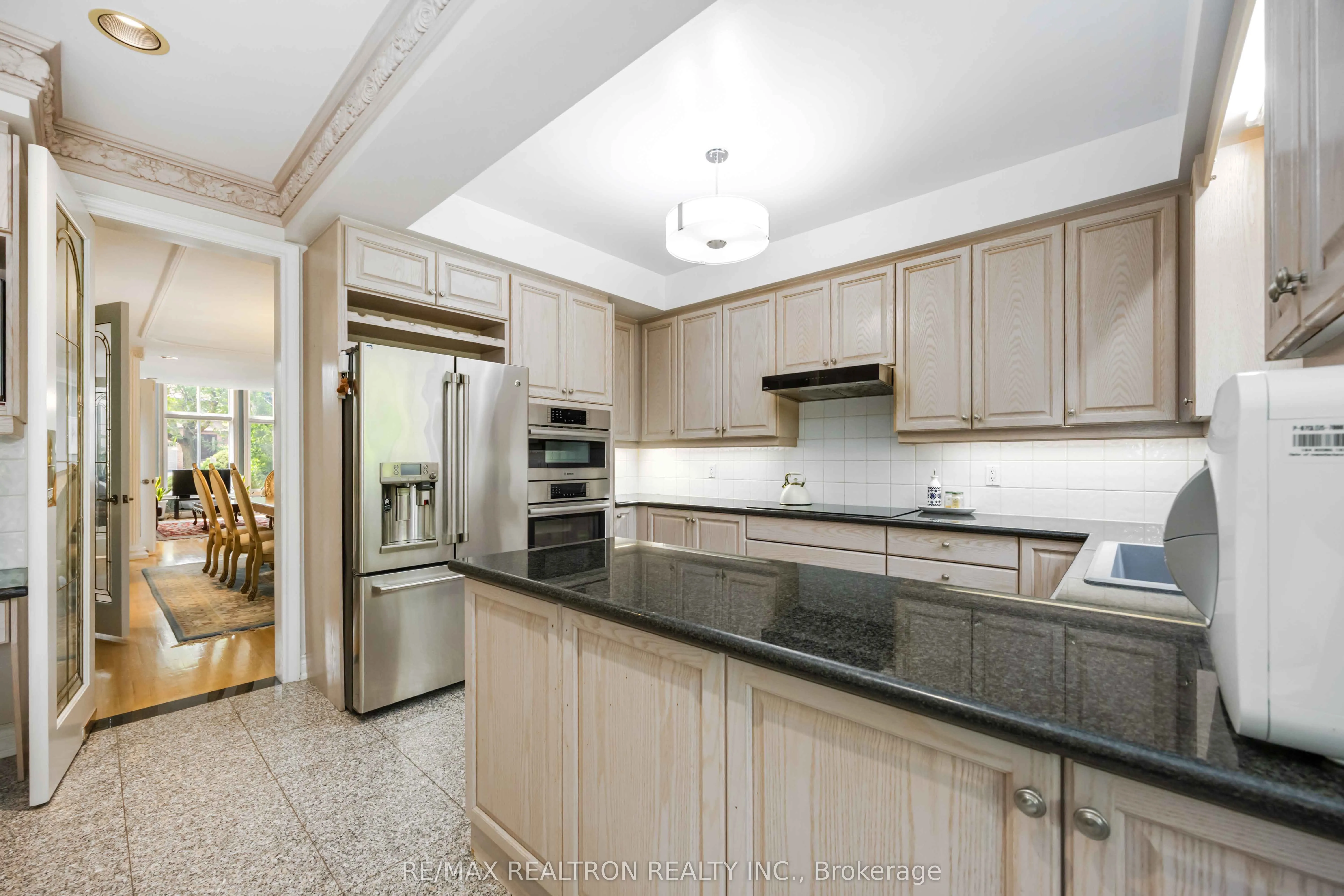 77 Sprucewood Drive
