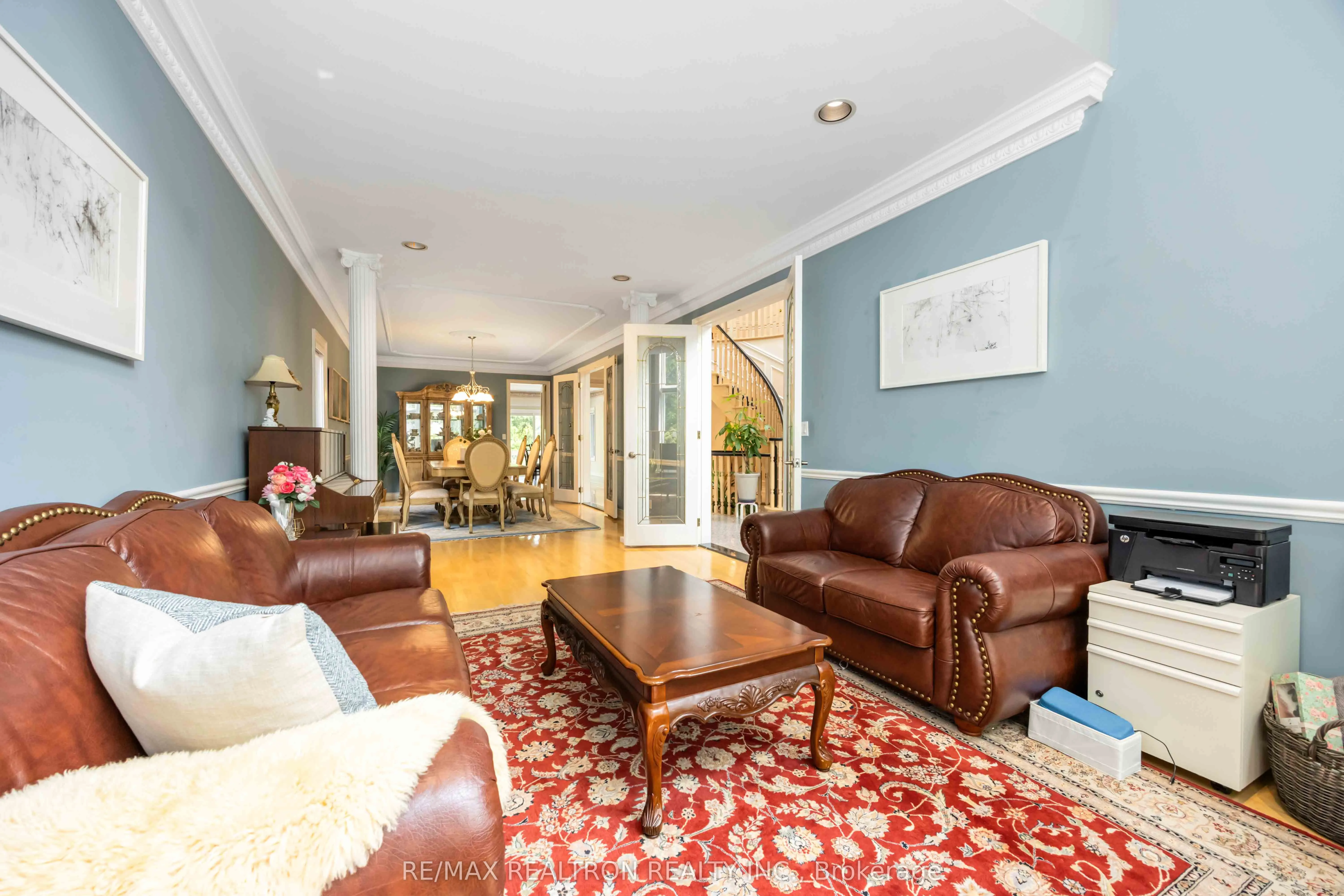 77 Sprucewood Drive