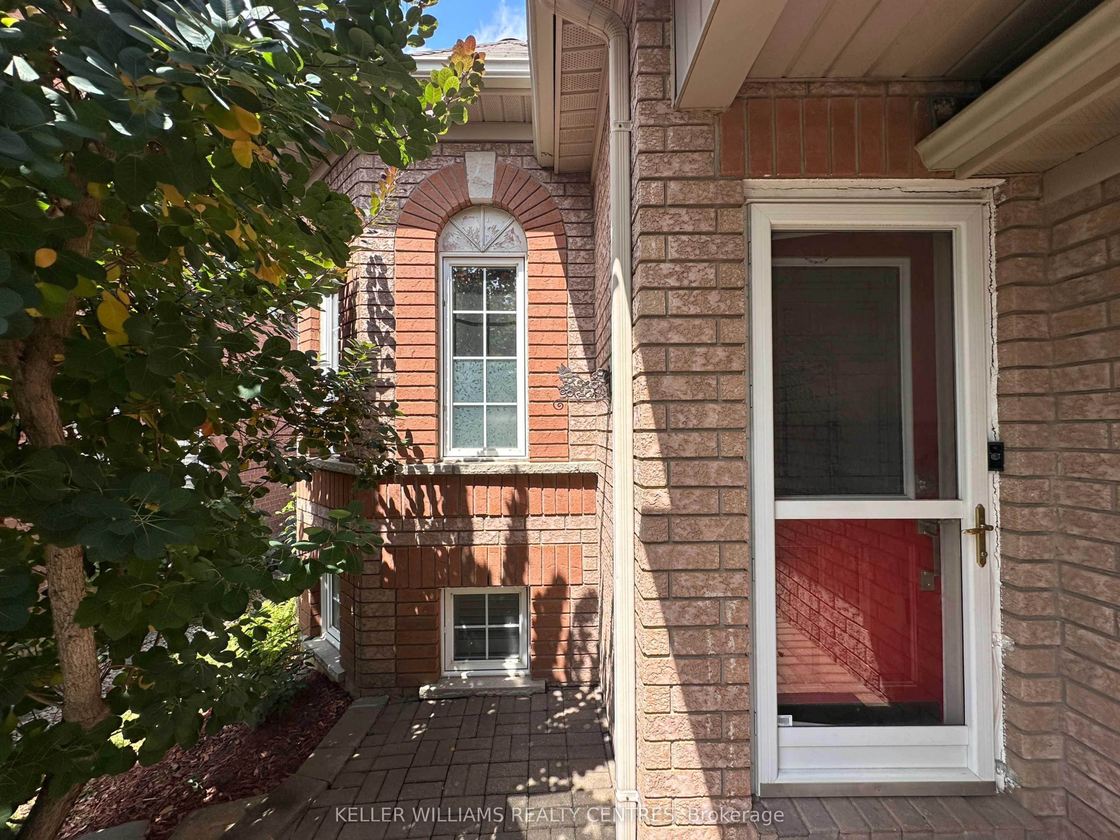 165 Clearmeadow Boulevard