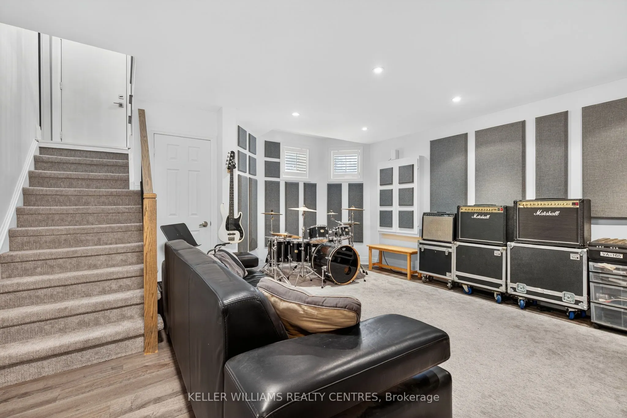 165 Clearmeadow Boulevard