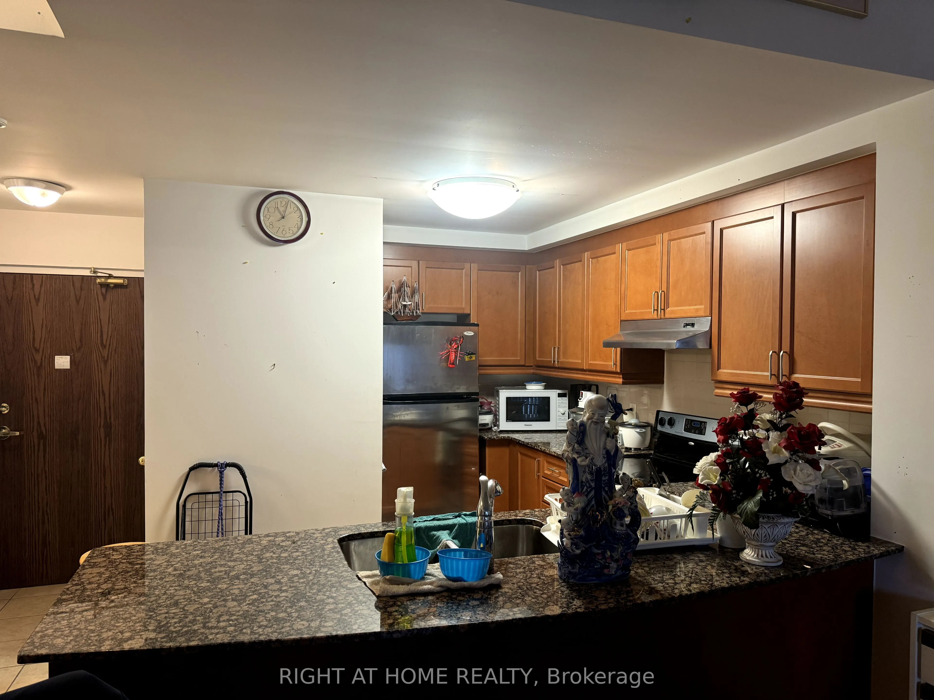 8 Maison Parc Court, #118