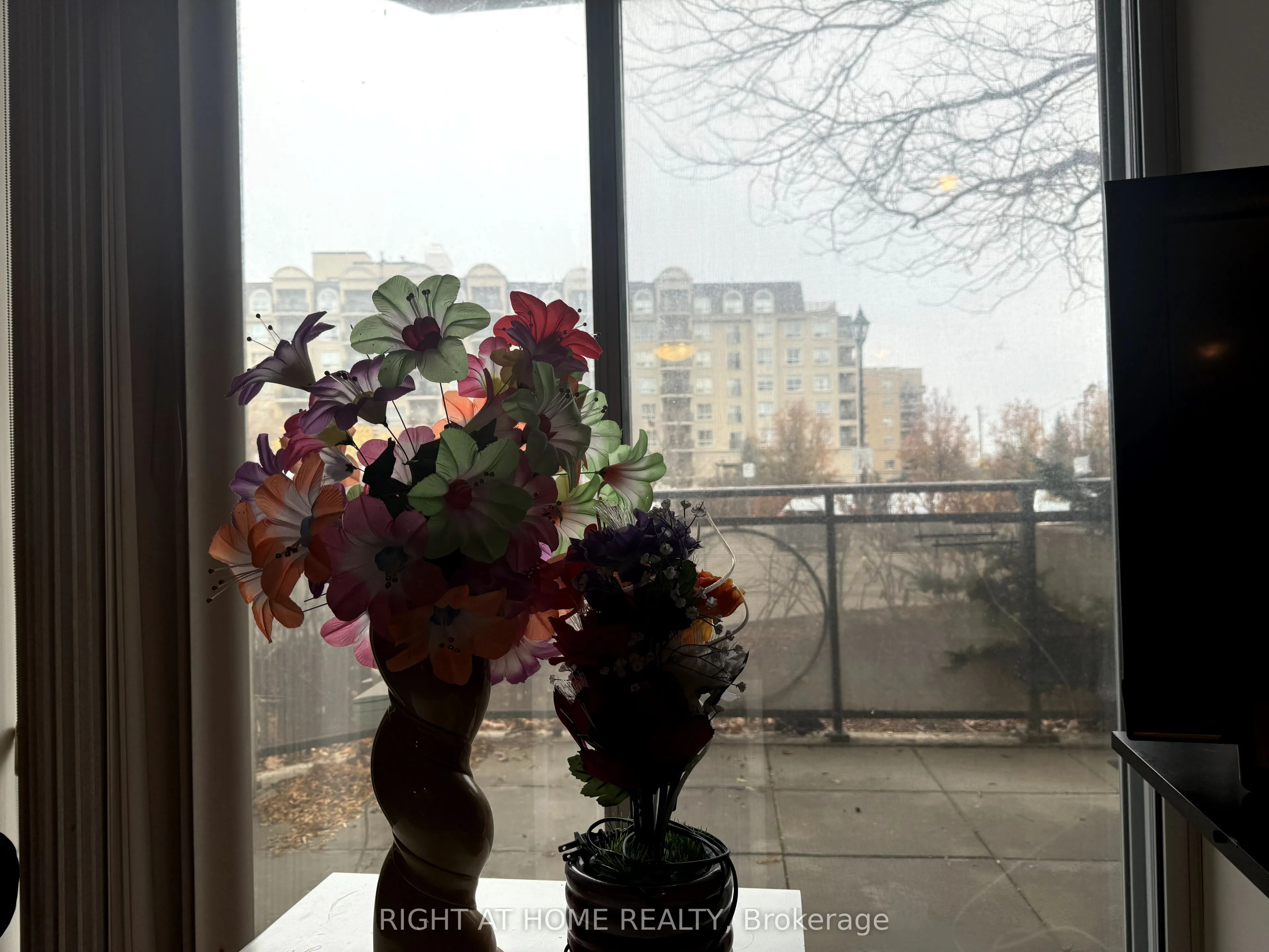 8 Maison Parc Court, #118