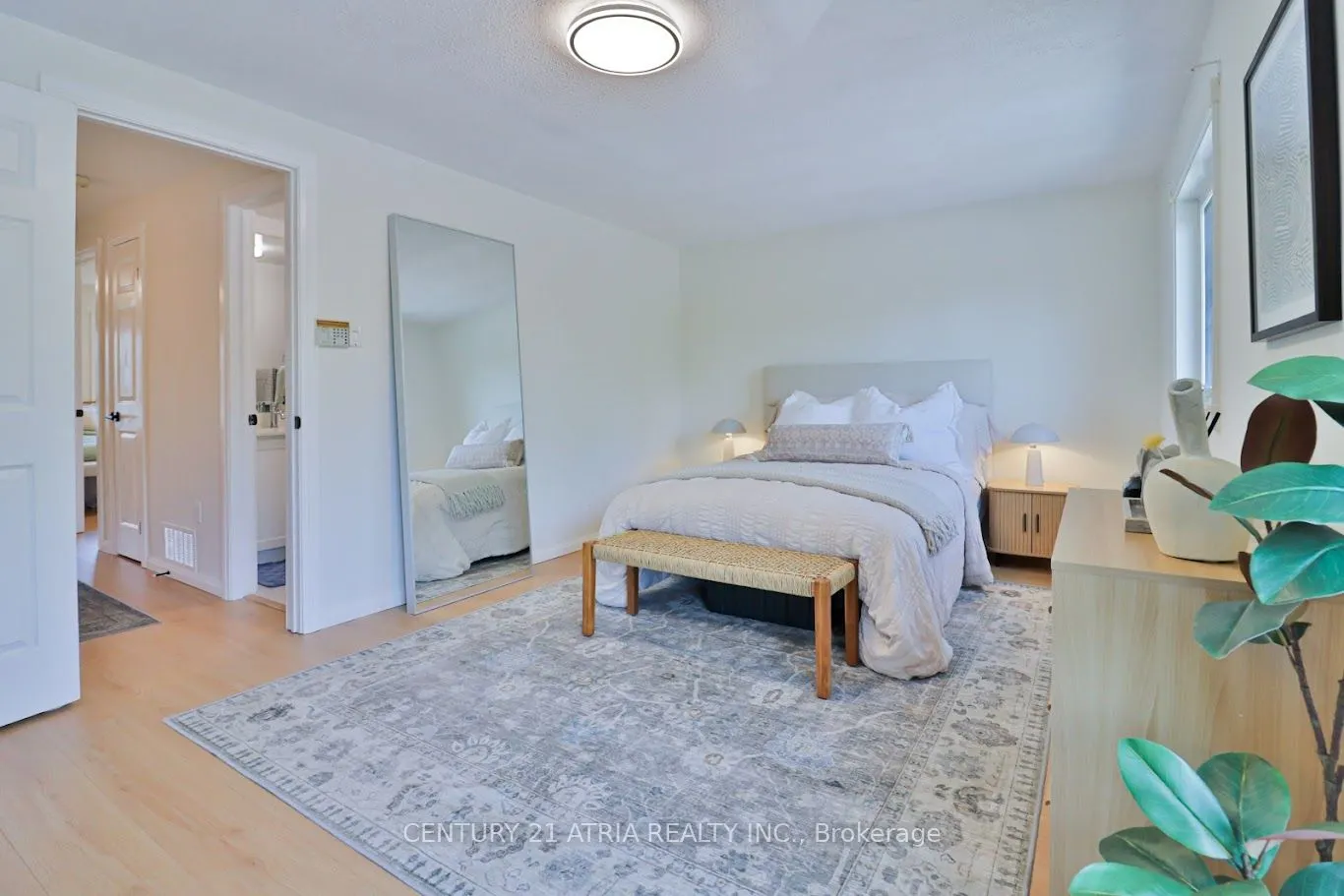 30 Pepperell Crescent
