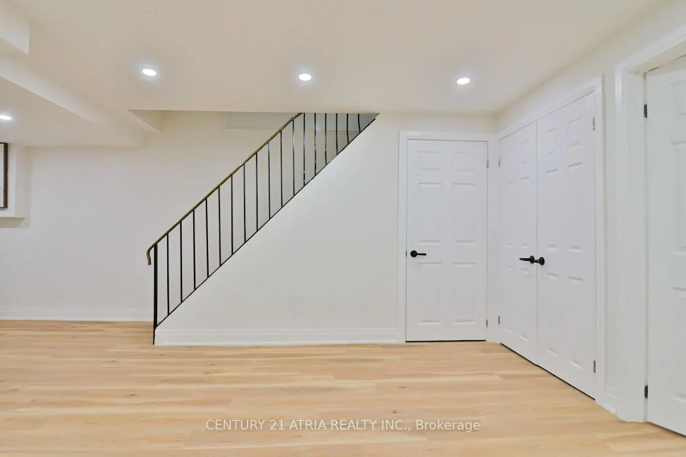 30 Pepperell Crescent