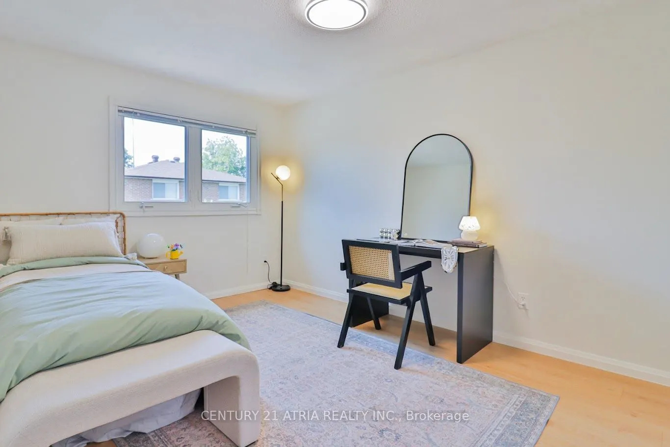 30 Pepperell Crescent