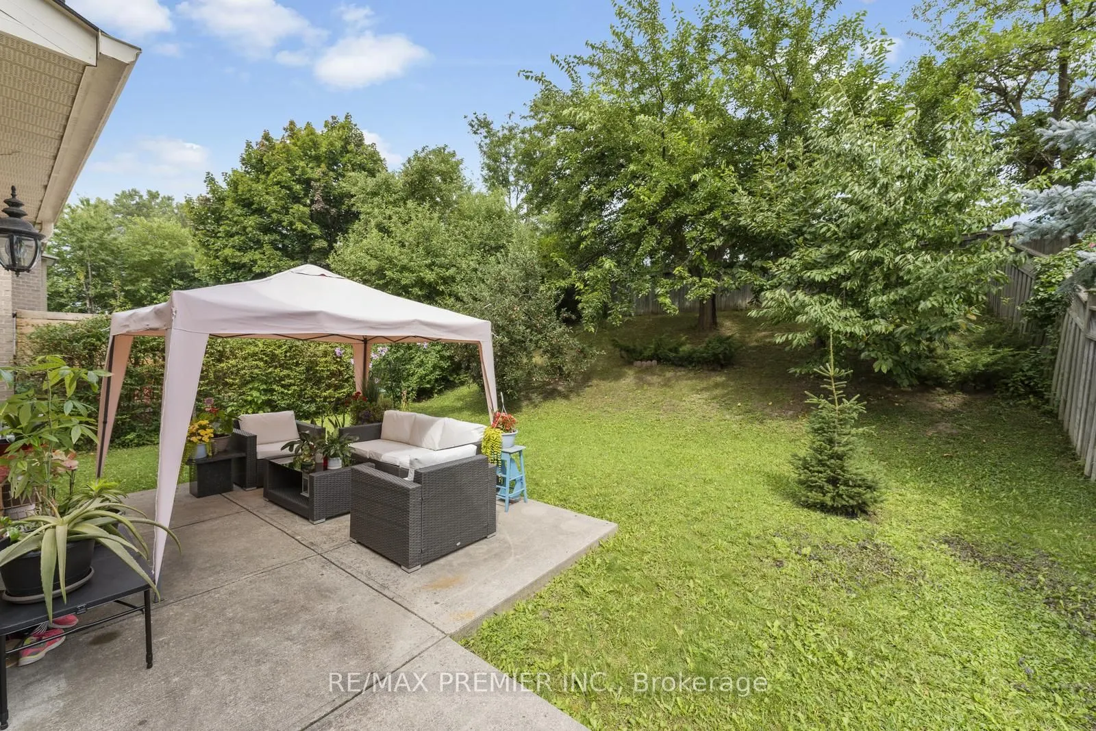 127 O'Connor Crescent