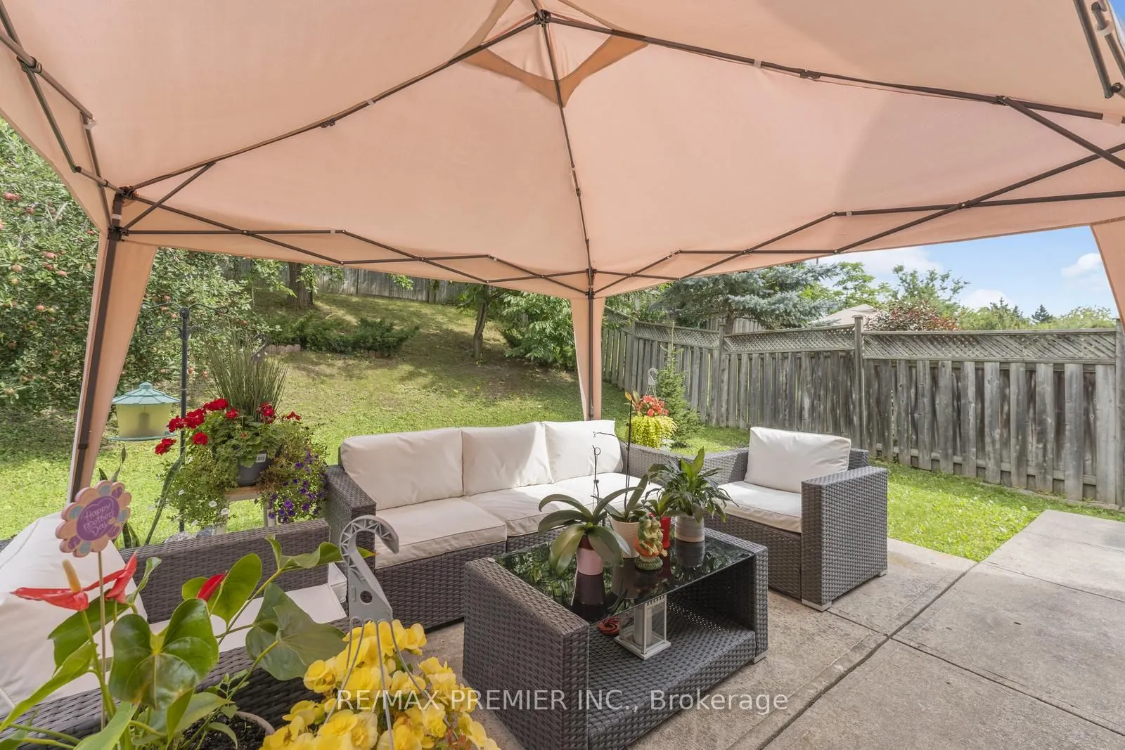 127 O'Connor Crescent
