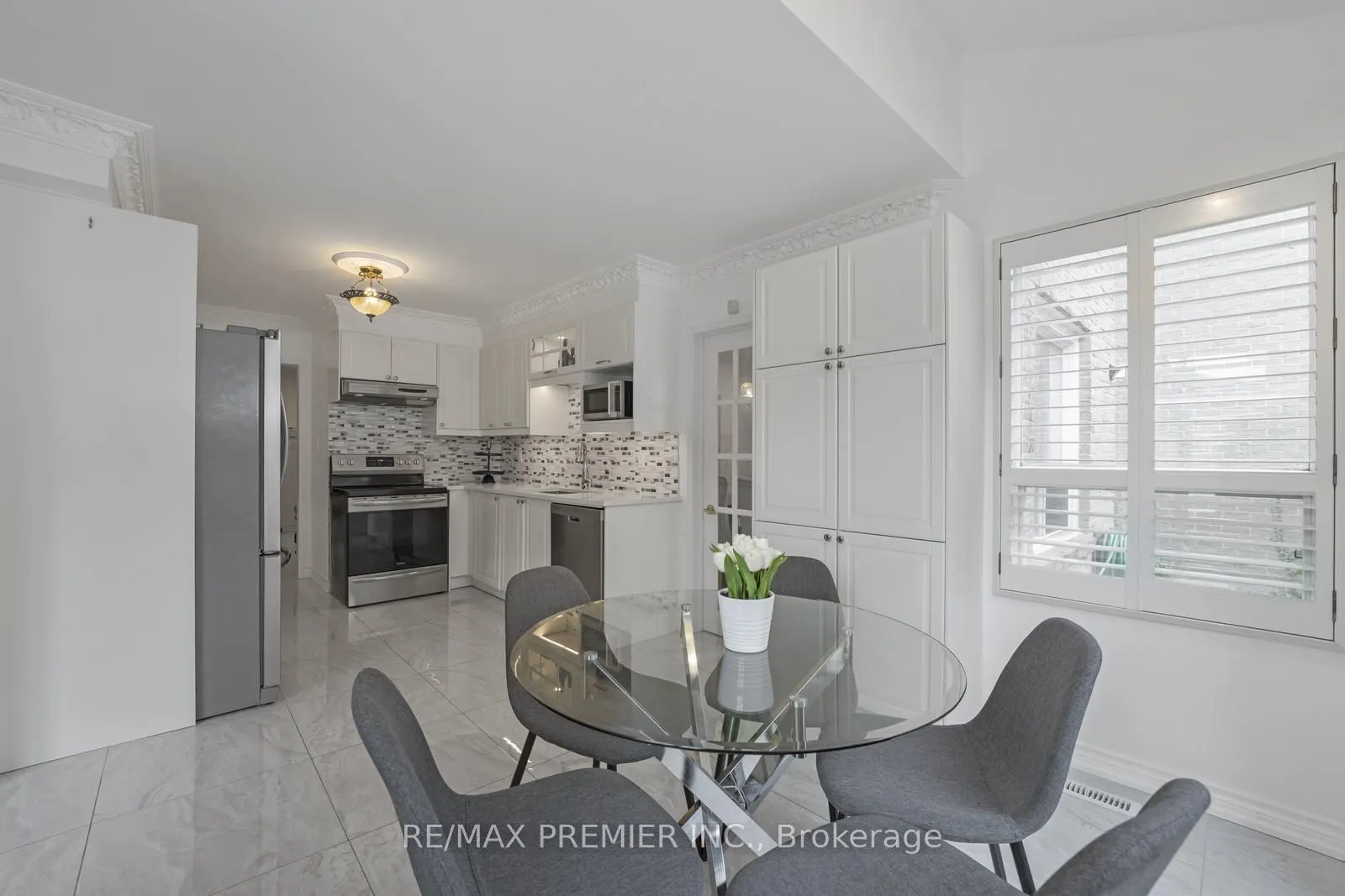 127 O'Connor Crescent