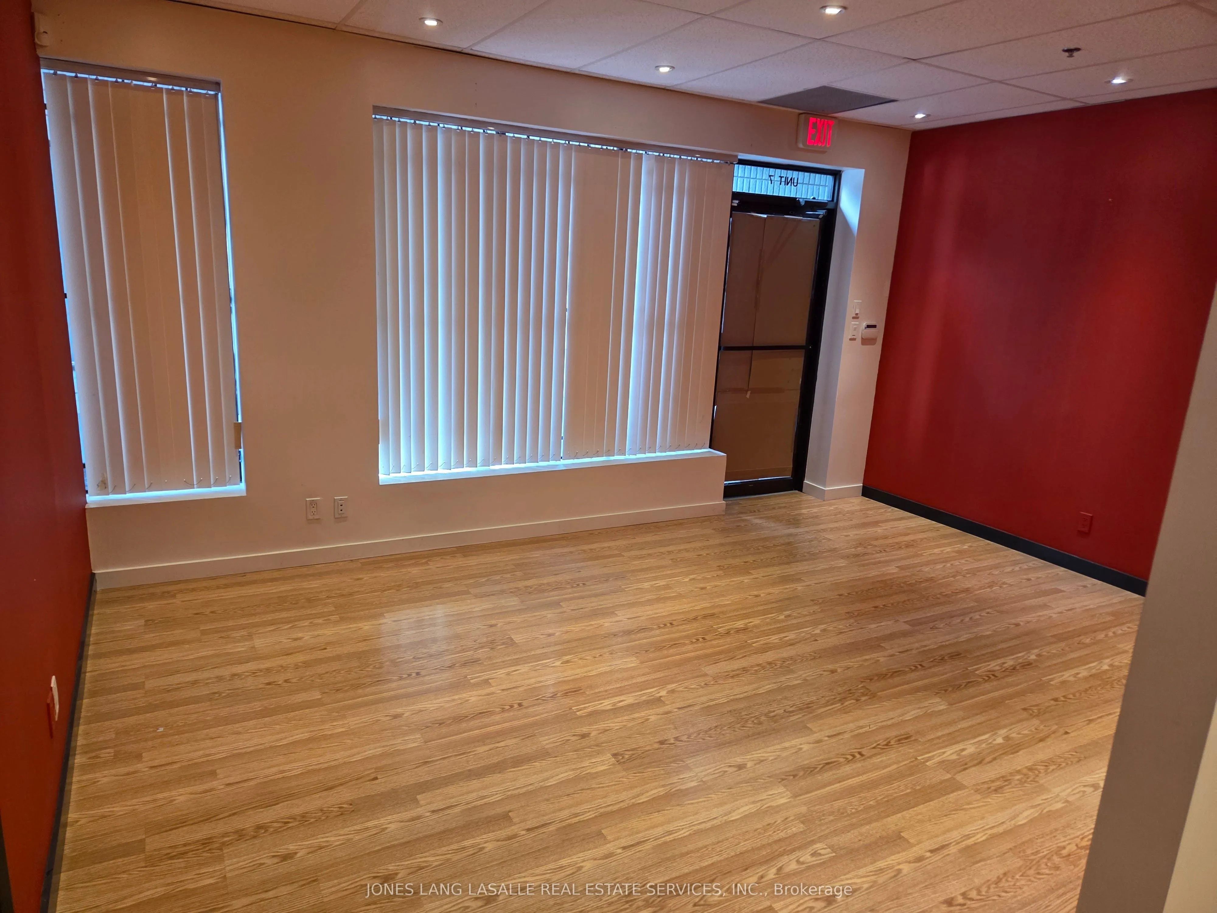110 Riviera Drive, #7