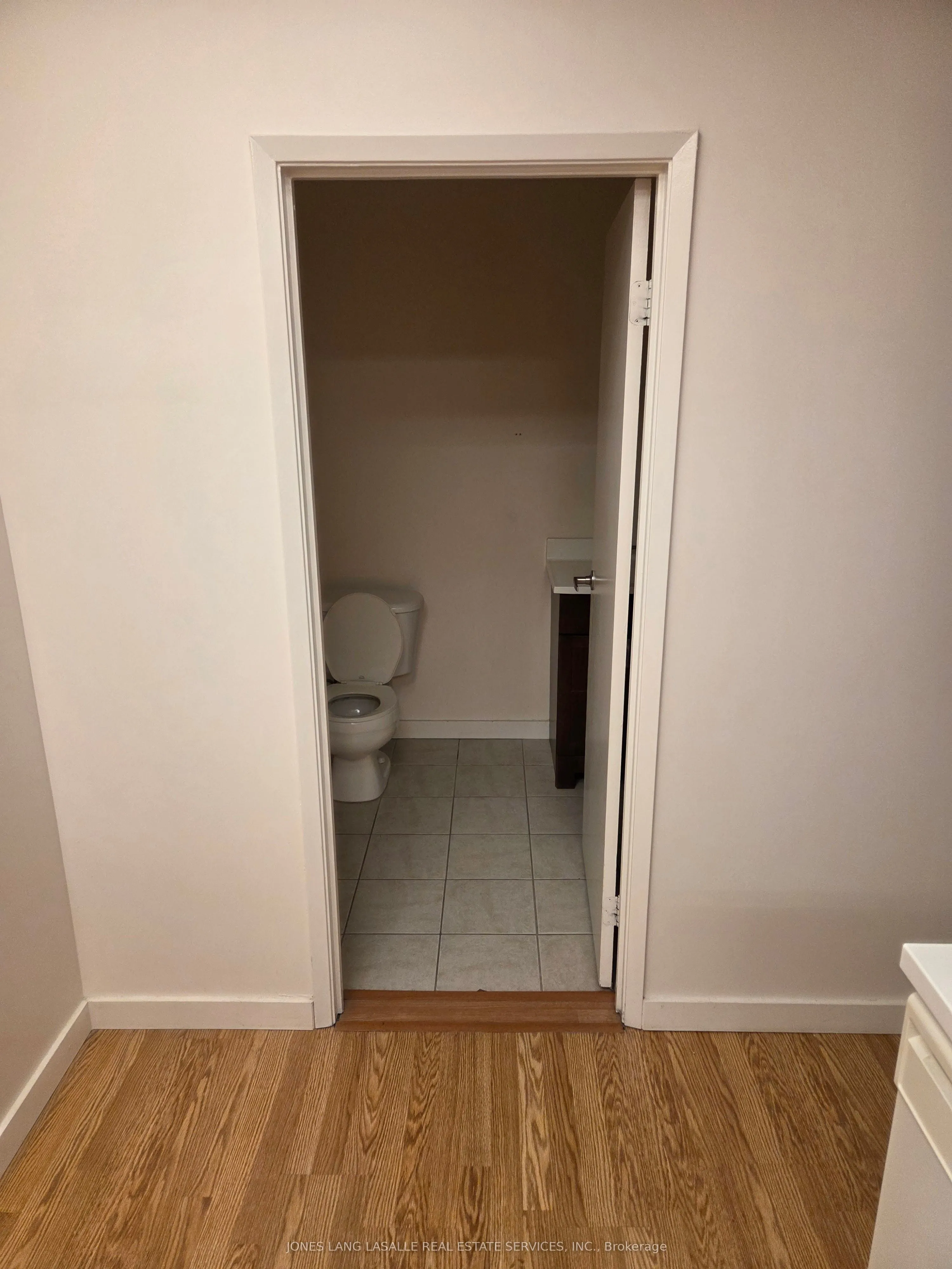 110 Riviera Drive, #7