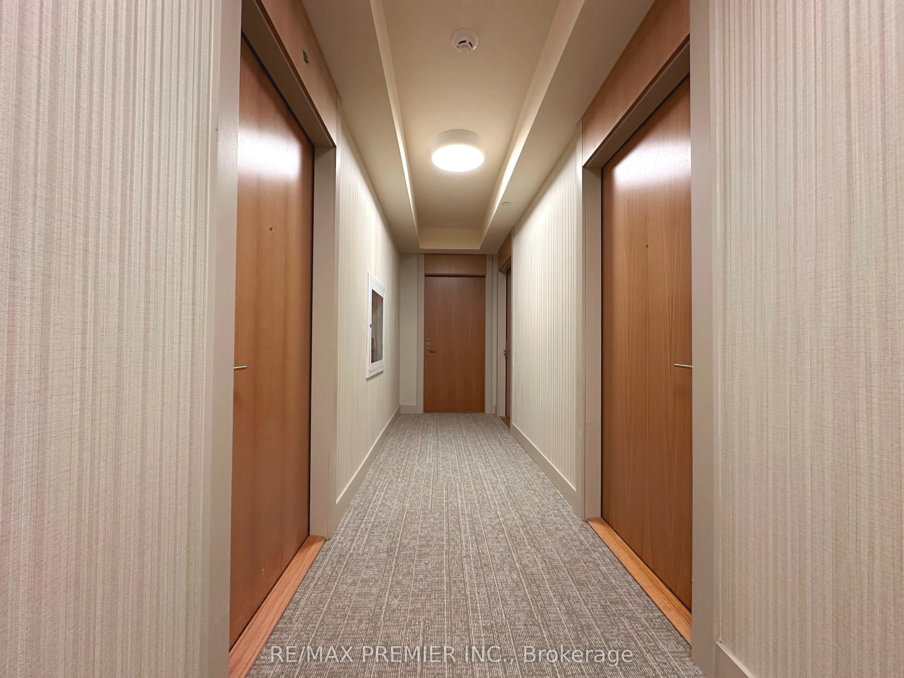 8960 Jane Street, #1903