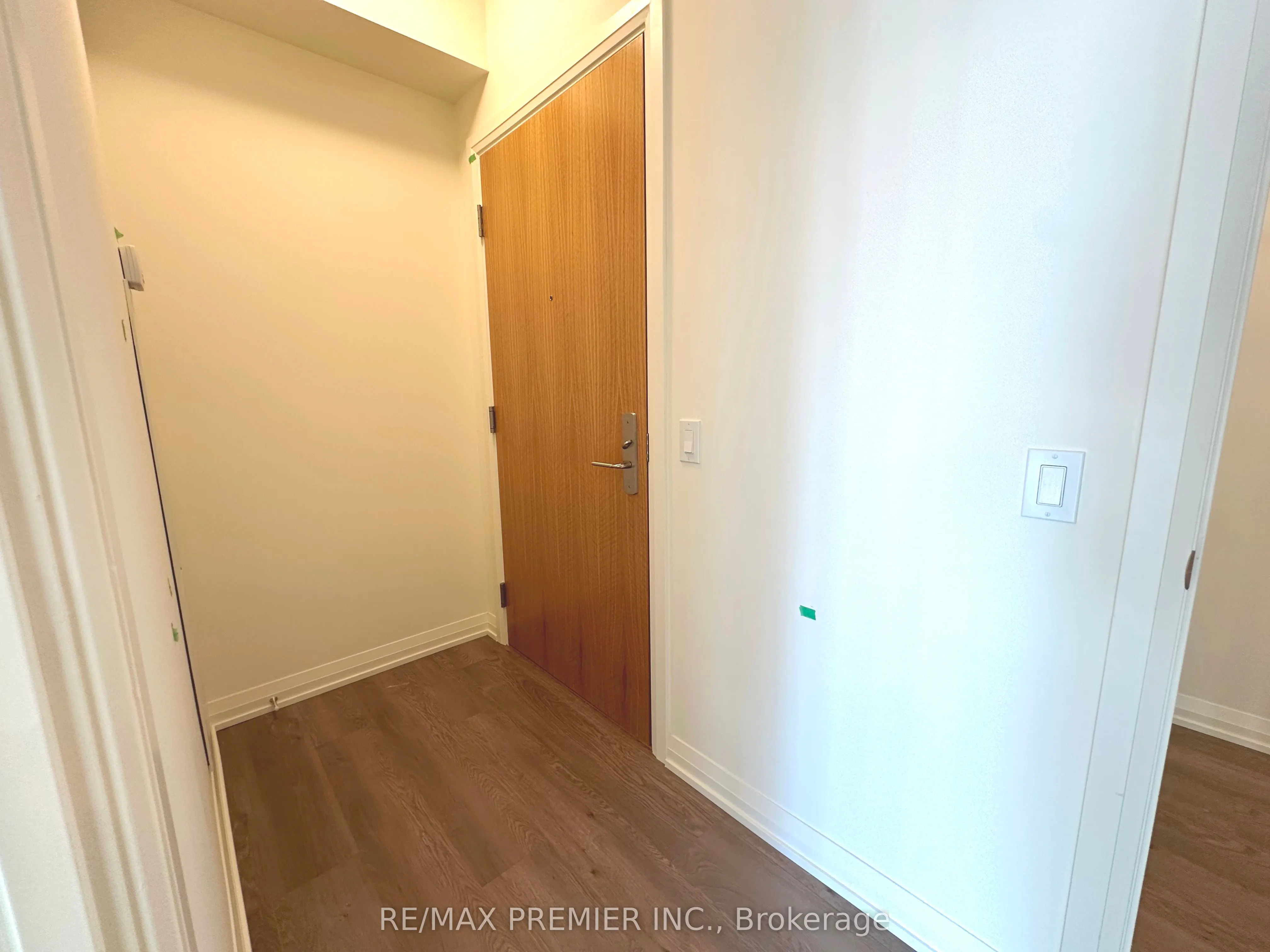 8960 Jane Street, #1903