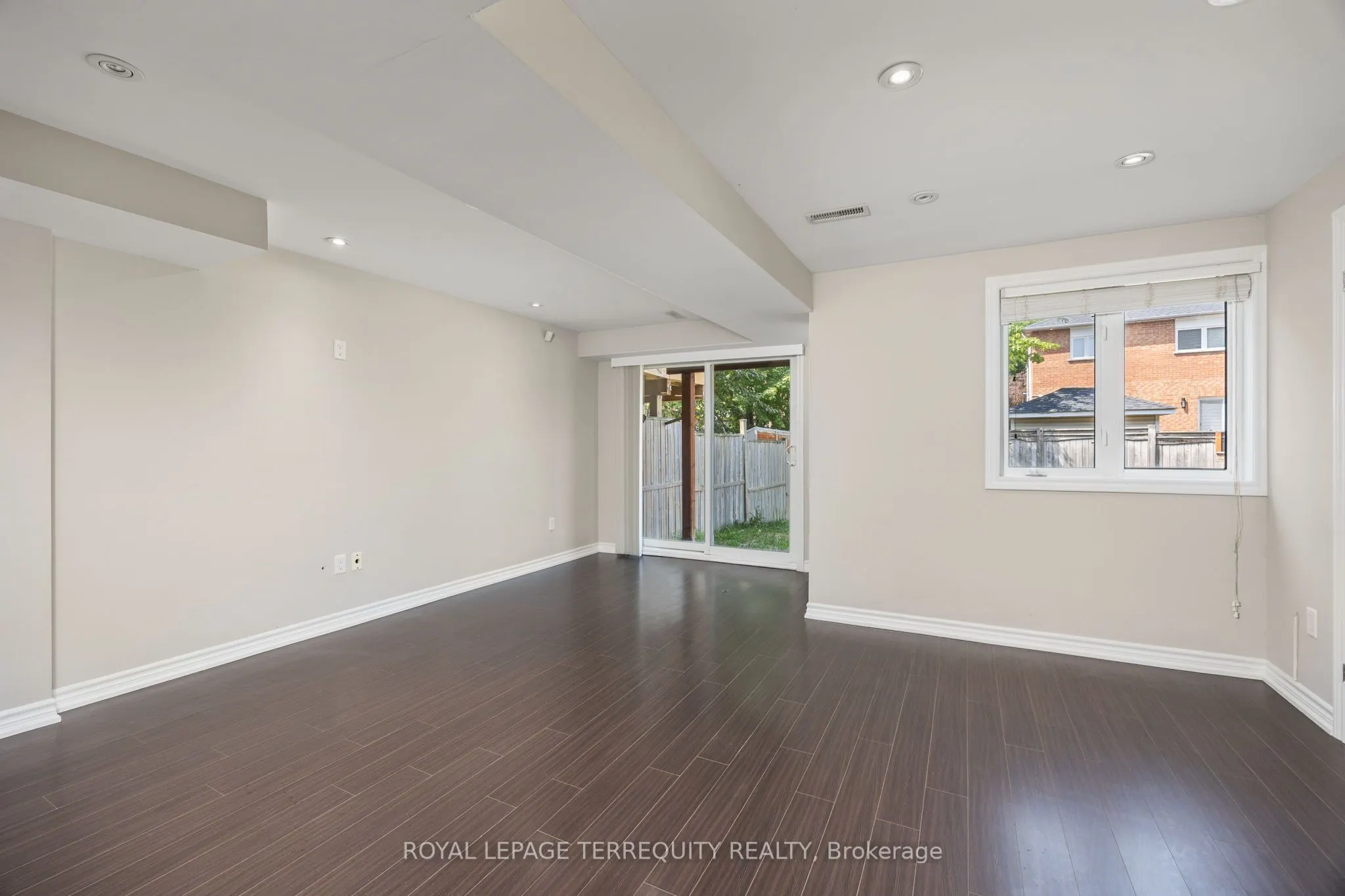 42 Arco Circle