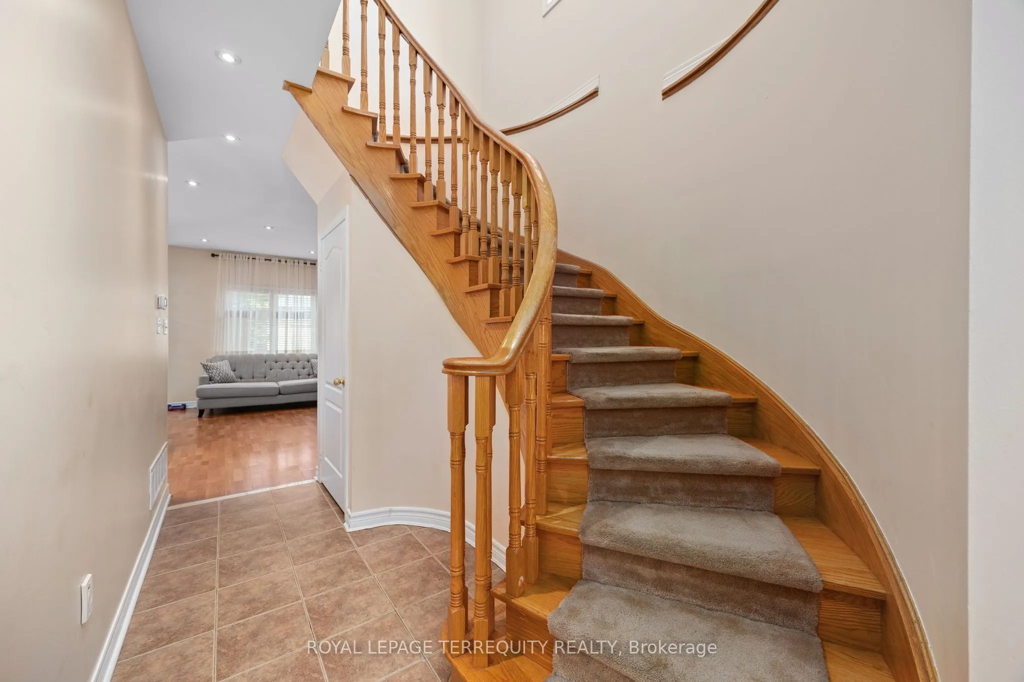 42 Arco Circle