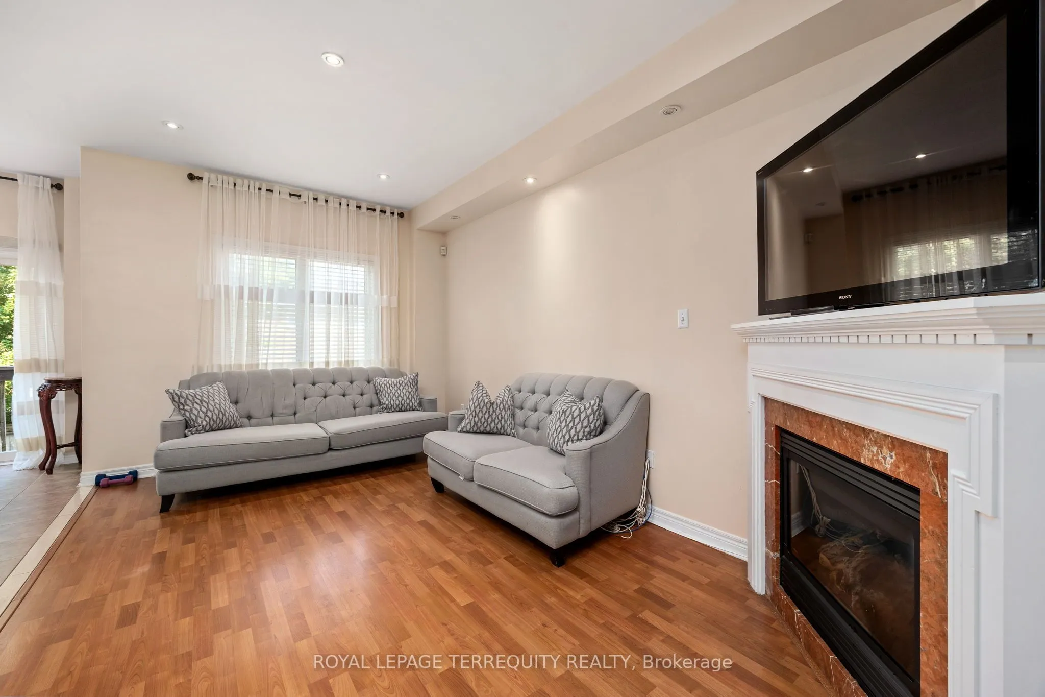 42 Arco Circle