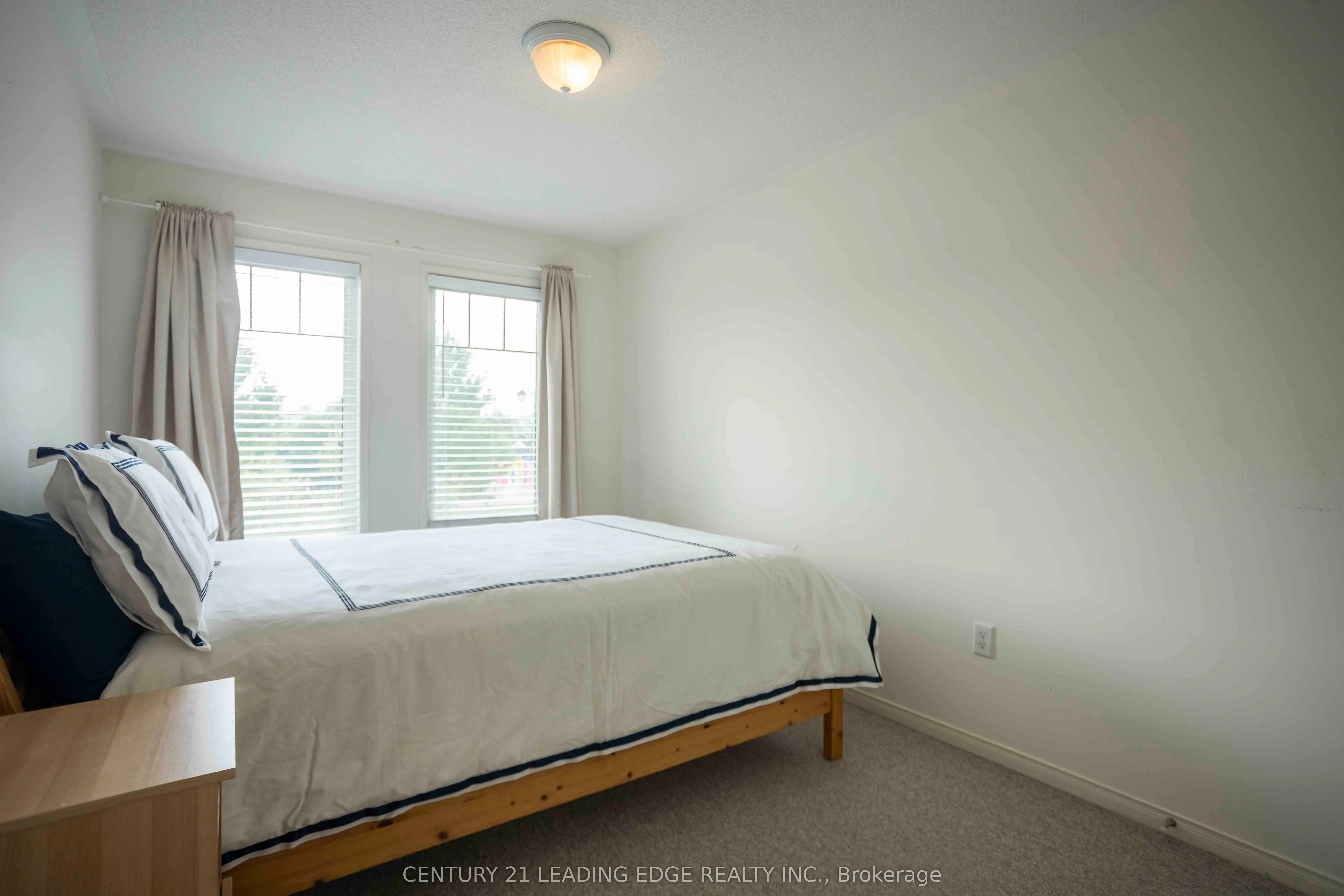 31 NW Passage