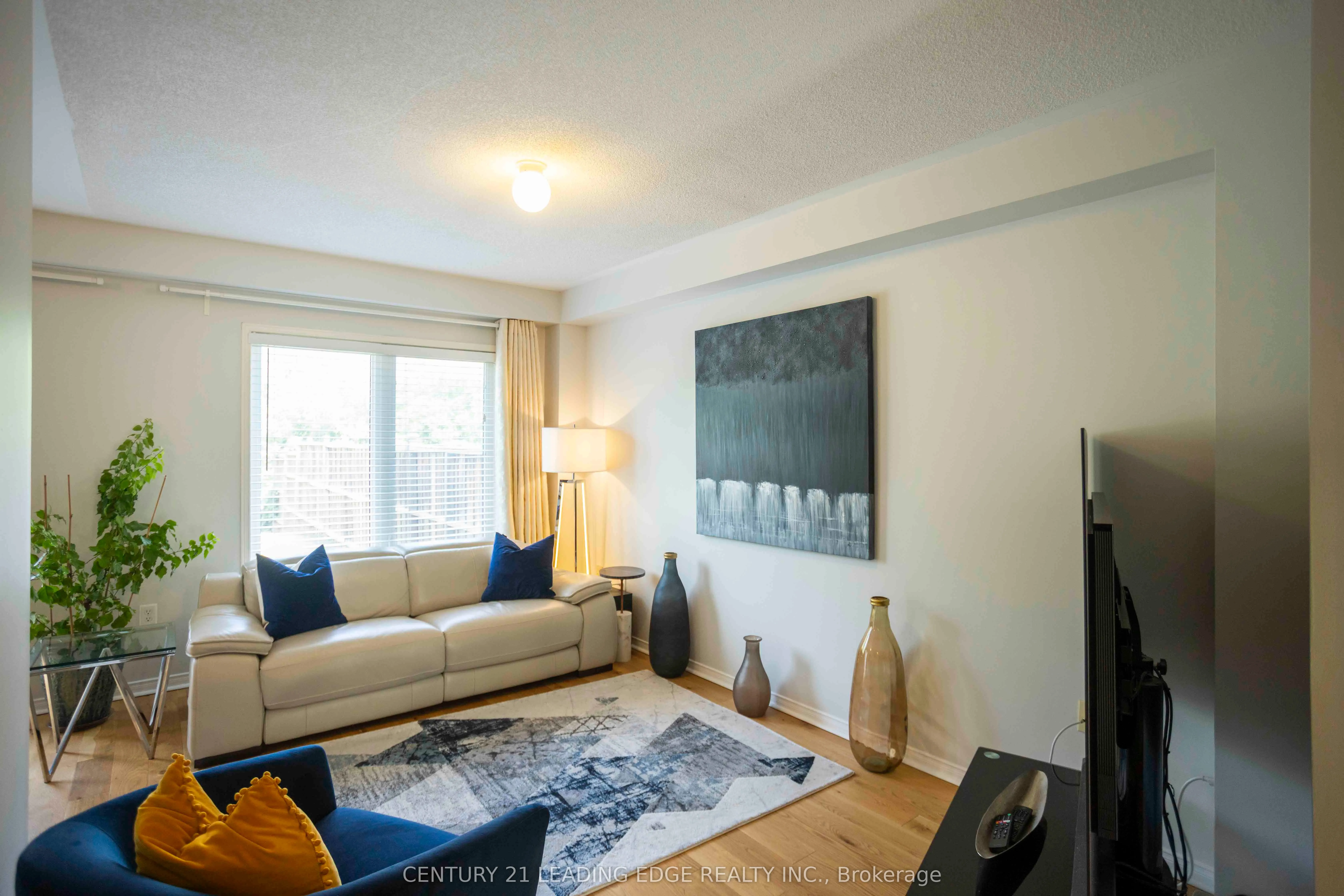 31 NW Passage