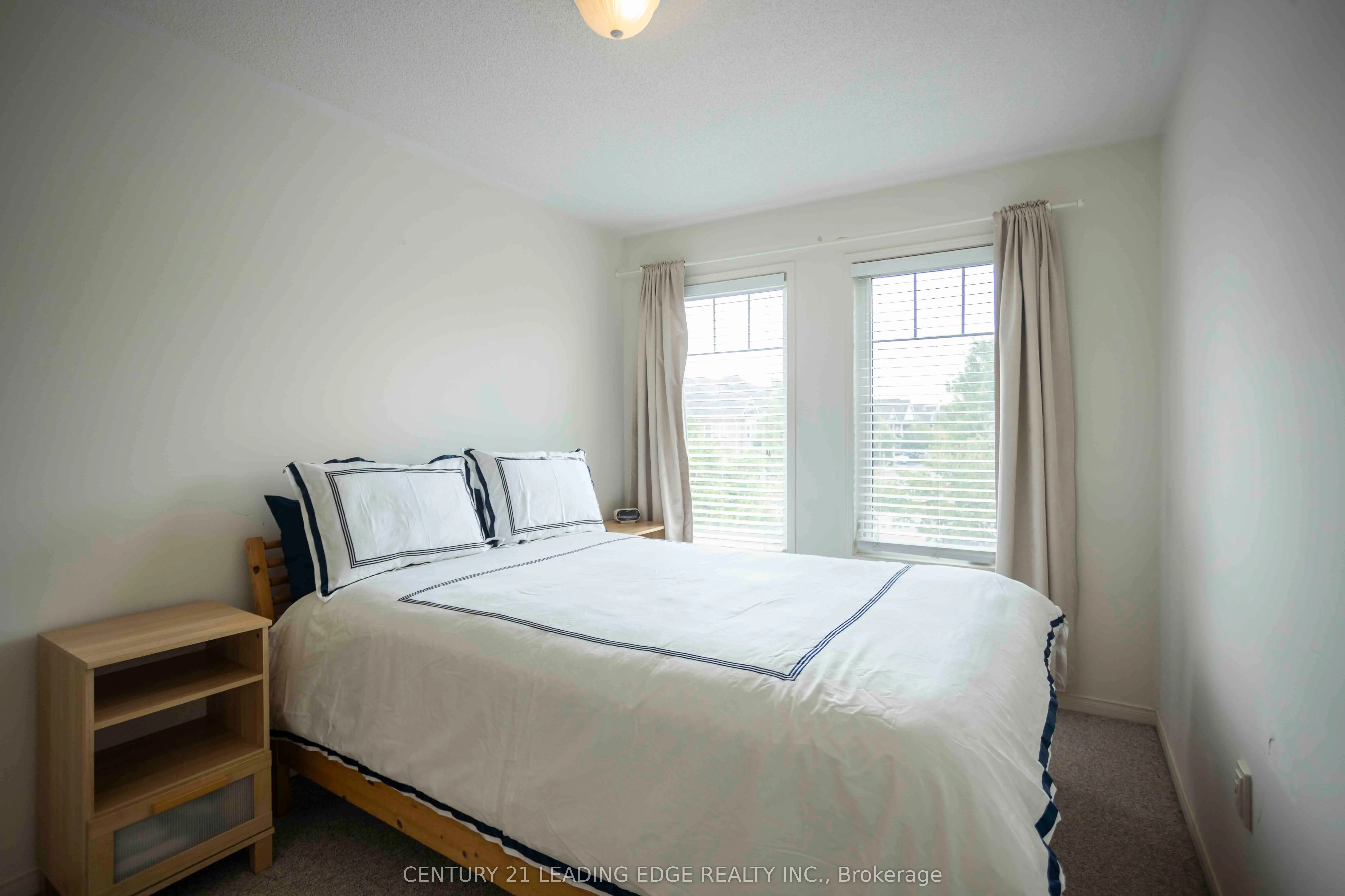 31 NW Passage