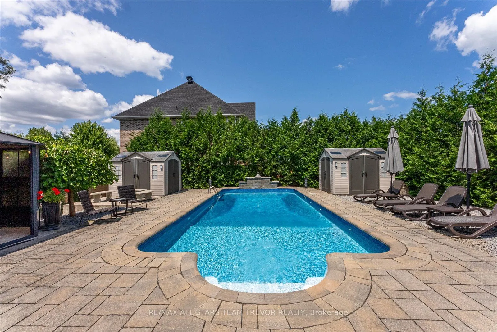 38 Mackenzie Court