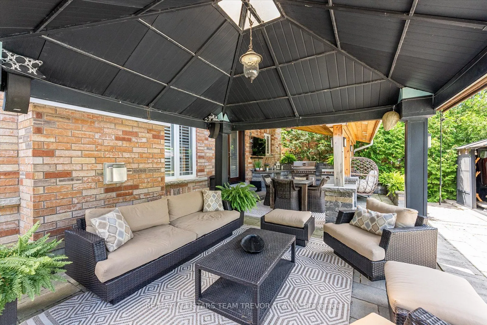 38 Mackenzie Court