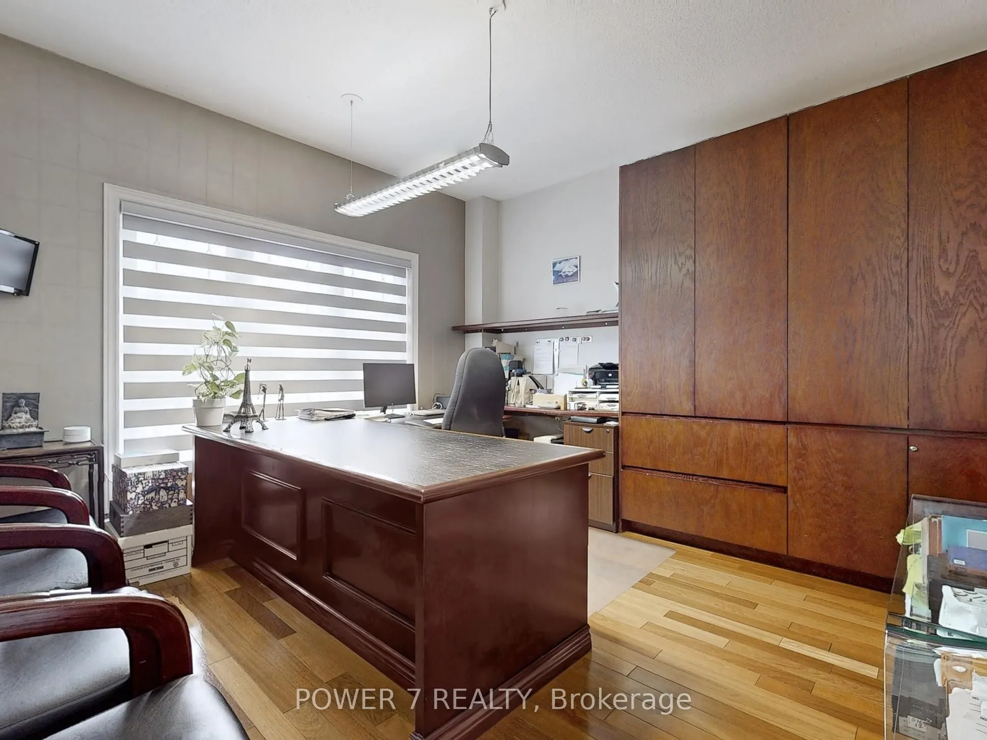76 Silver Rose Crescent