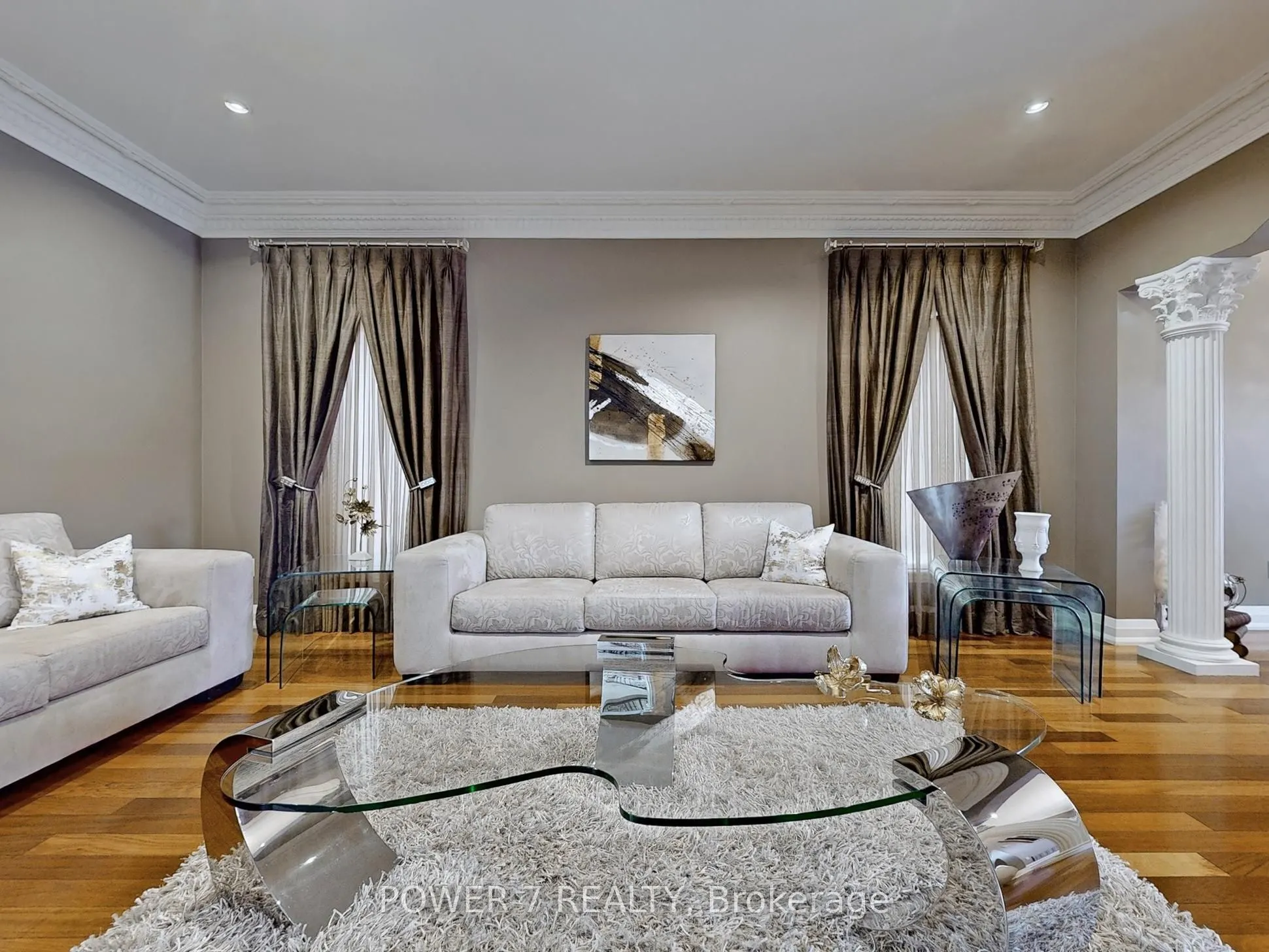 76 Silver Rose Crescent